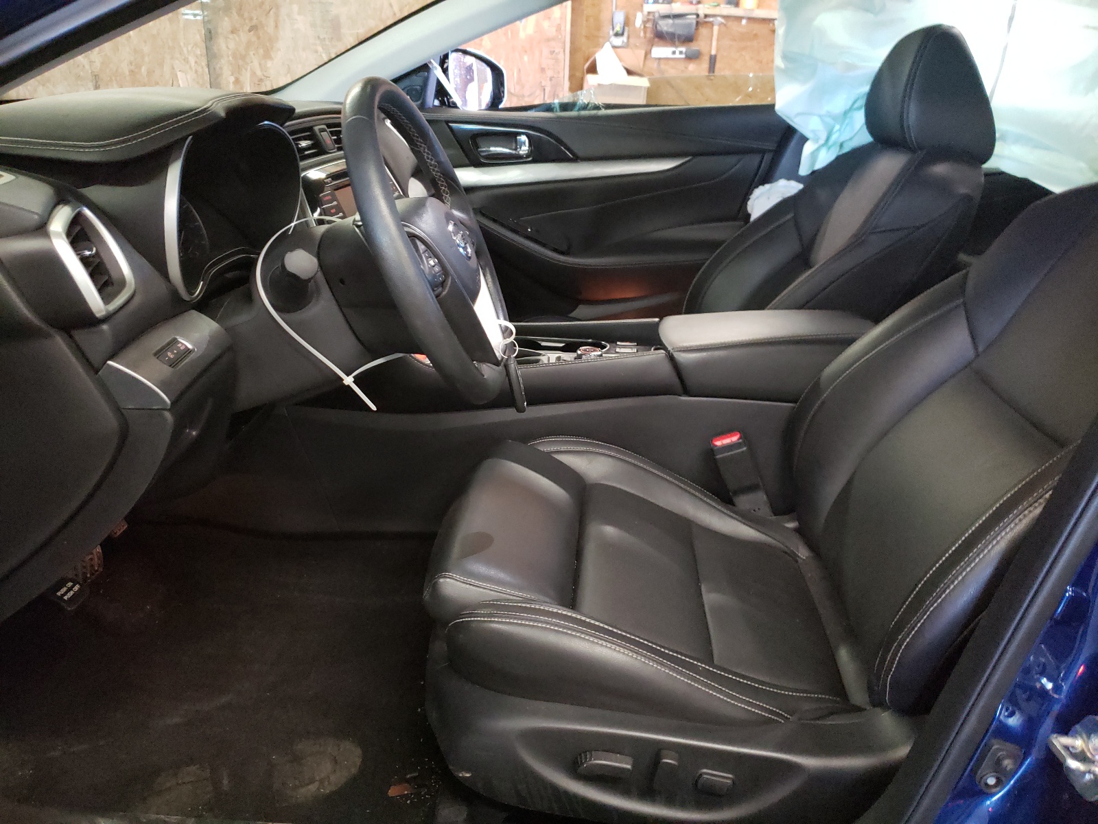 Photo 5 from auction – 2017 NISSAN MAXIMA 3.5 with VIN 1N4AA6AP3HC423039