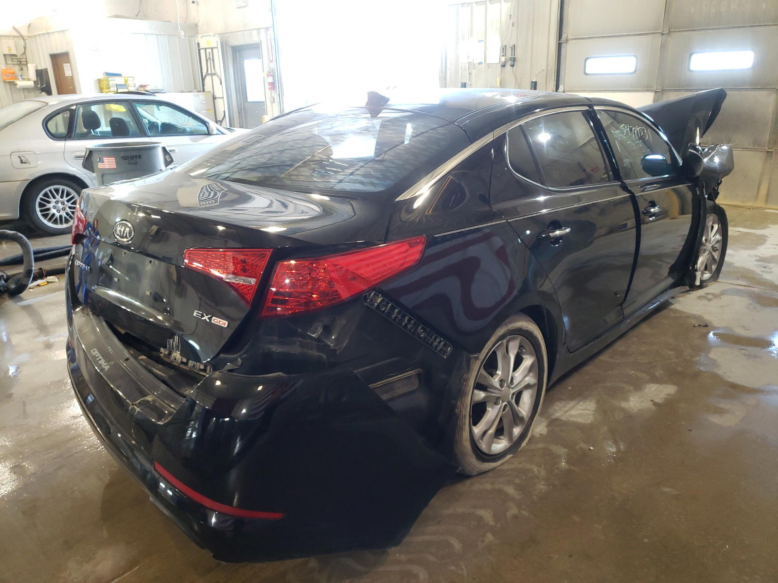 Photo 4 from auction – 2012 KIA OPTIMA EX with VIN 5XXGN4A74CG089190