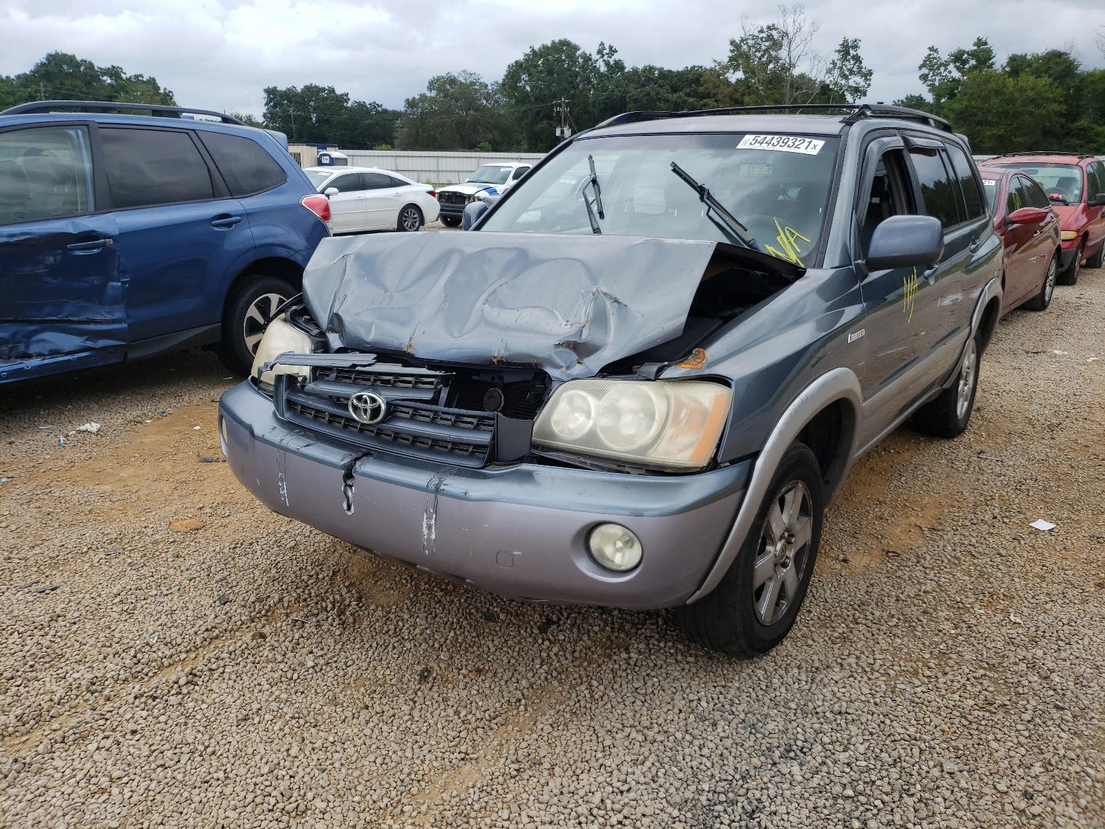 Photo 2 from auction – 2002 TOYOTA HIGHLANDER with VIN JTEHF21A920085357