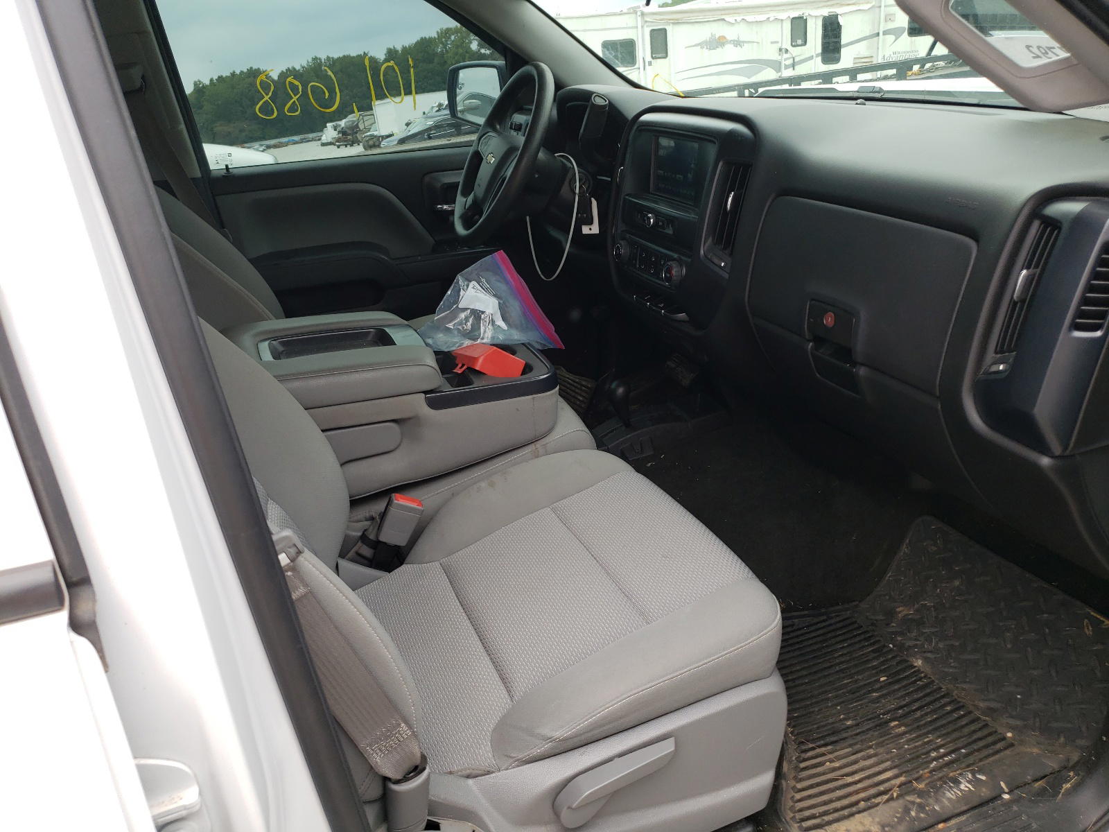 Photo 5 from auction – 2016 CHEVROLET SILVERADO with VIN 1GCVKPEC8GZ303092