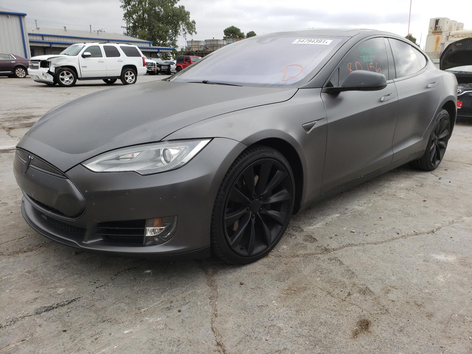 Photo 2 from auction – 2015 TESLA MODEL S with VIN 5YJSA1E28FF112349