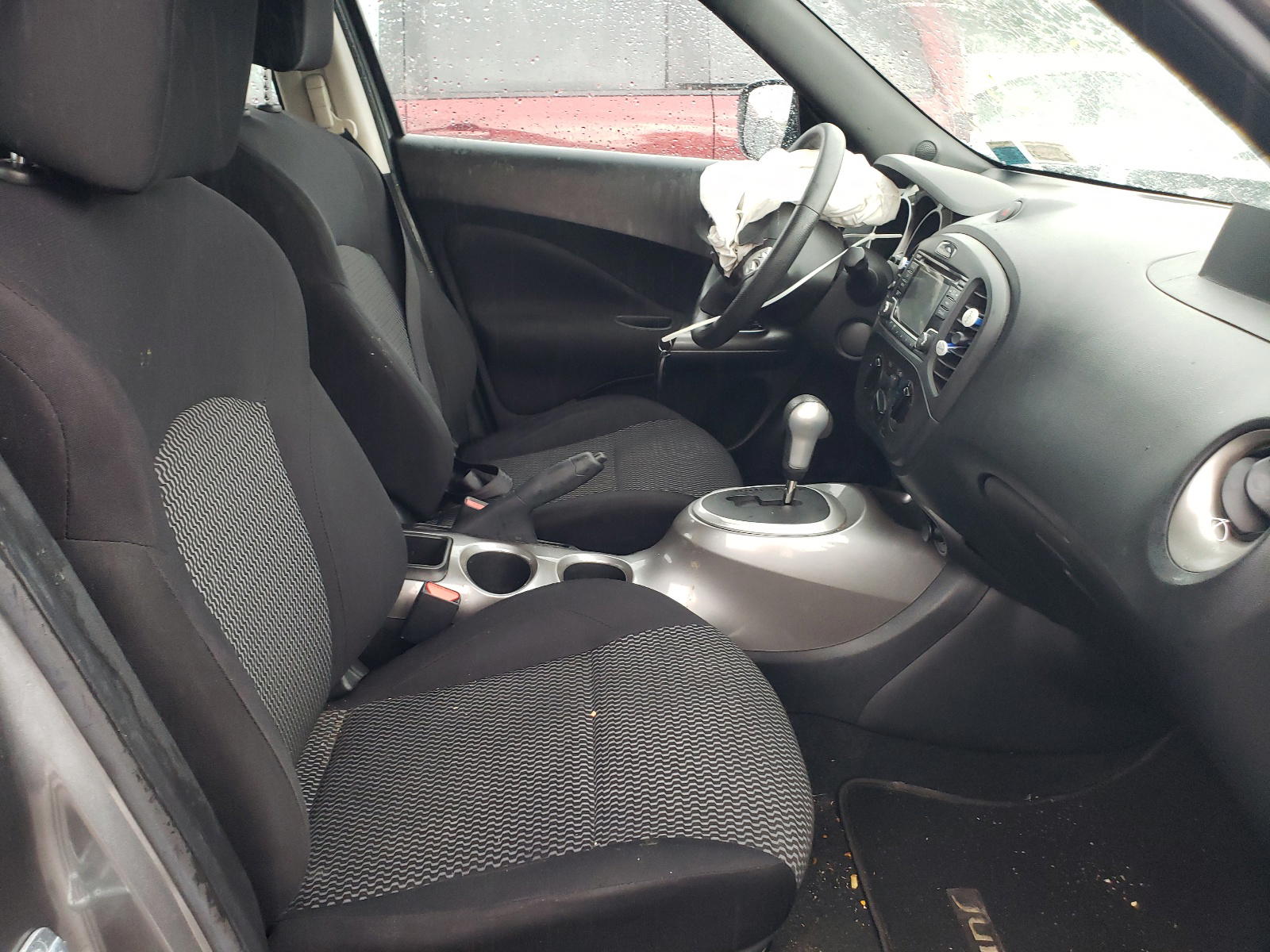 Photo 5 from auction – 2015 NISSAN JUKE S with VIN JN8AF5MV3FT558636