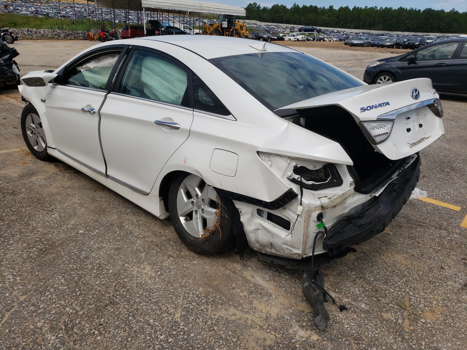 Photo 3 from auction – 2012 HYUNDAI SONATA HYB with VIN KMHEC4A4XCA035788