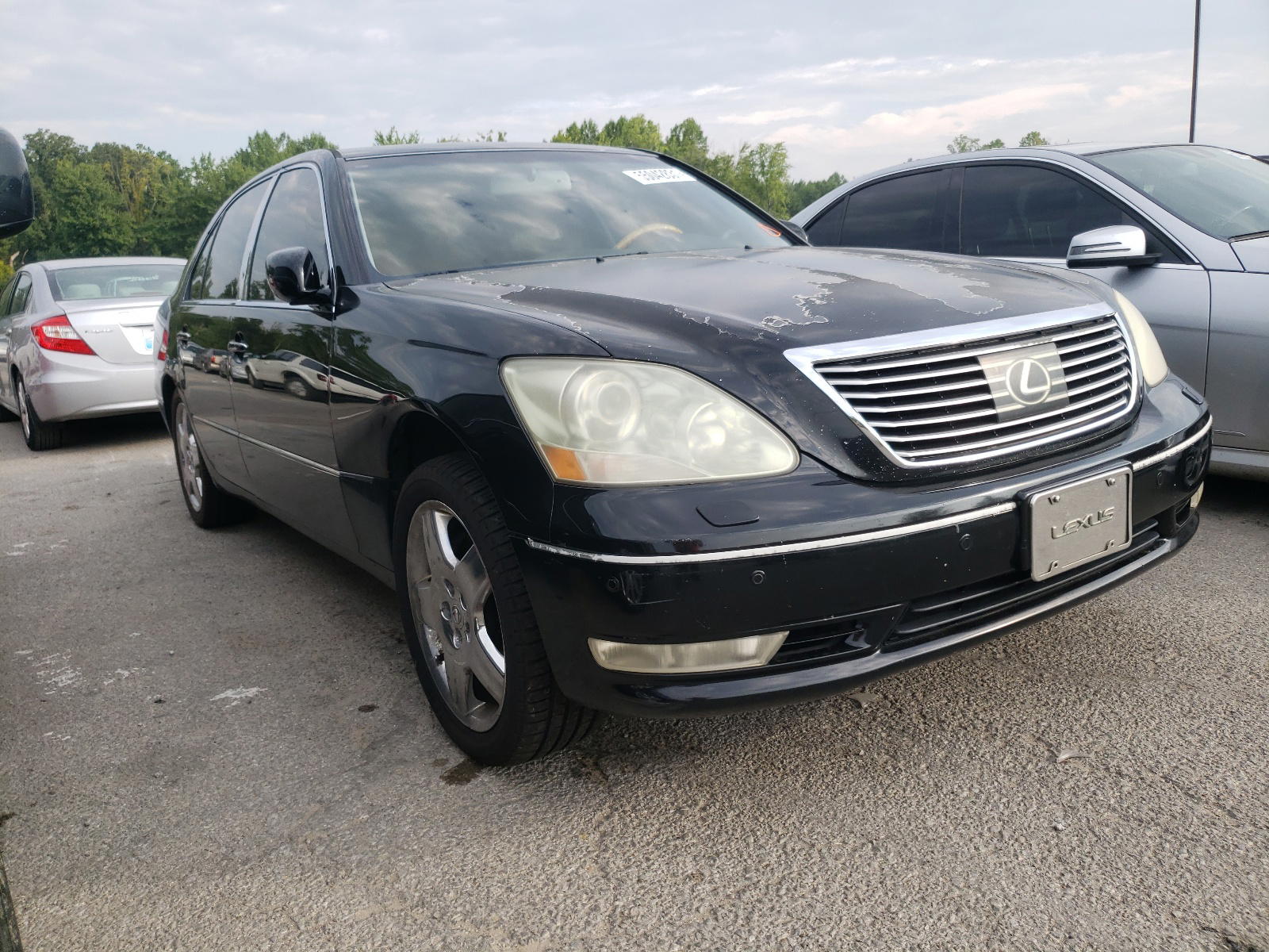 LEXUS LS 430 2005 with VIN JTHBN36F955019324 - Photo from auction