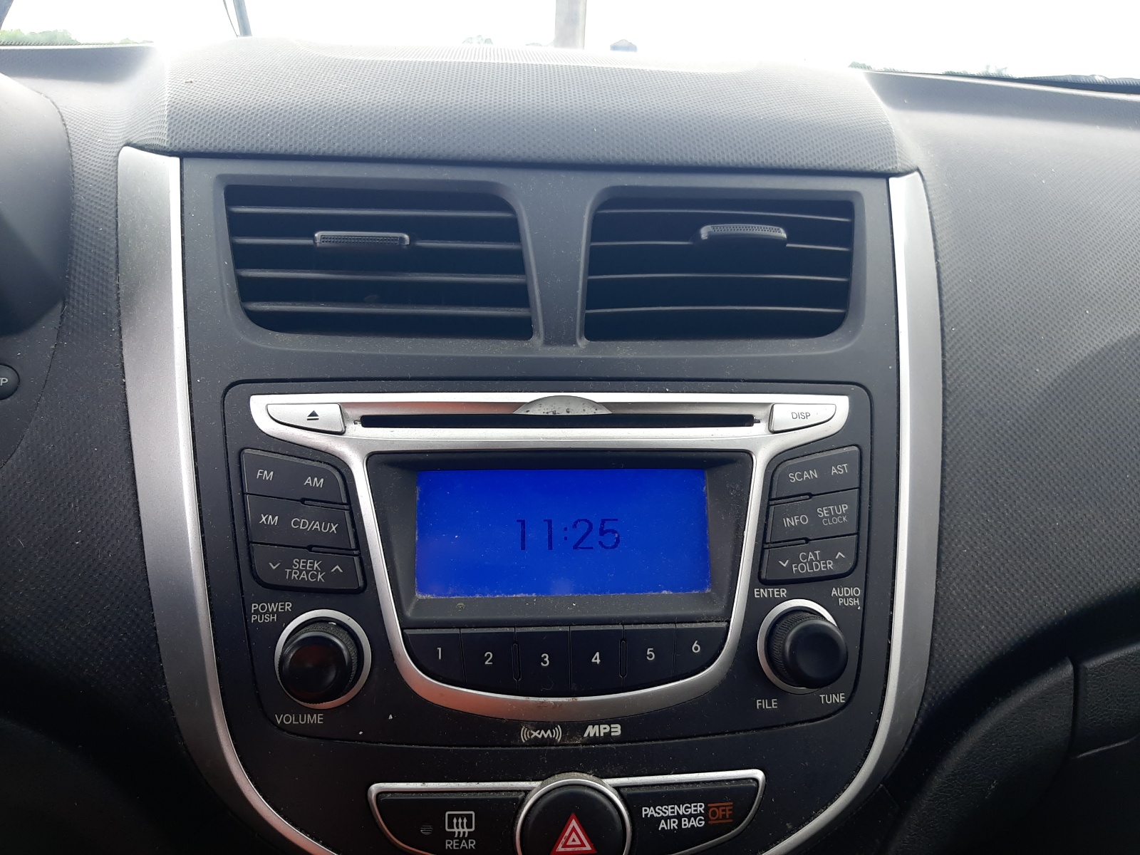 Photo 9 from auction – 2012 HYUNDAI ACCENT GLS with VIN KMHCT5AE8CU046017