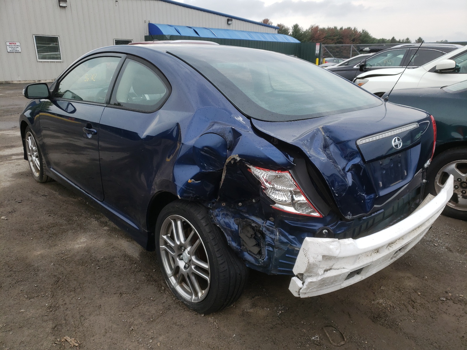 Photo 3 from auction – 2005 TOYOTA SCION TC with VIN JTKDE167250041226