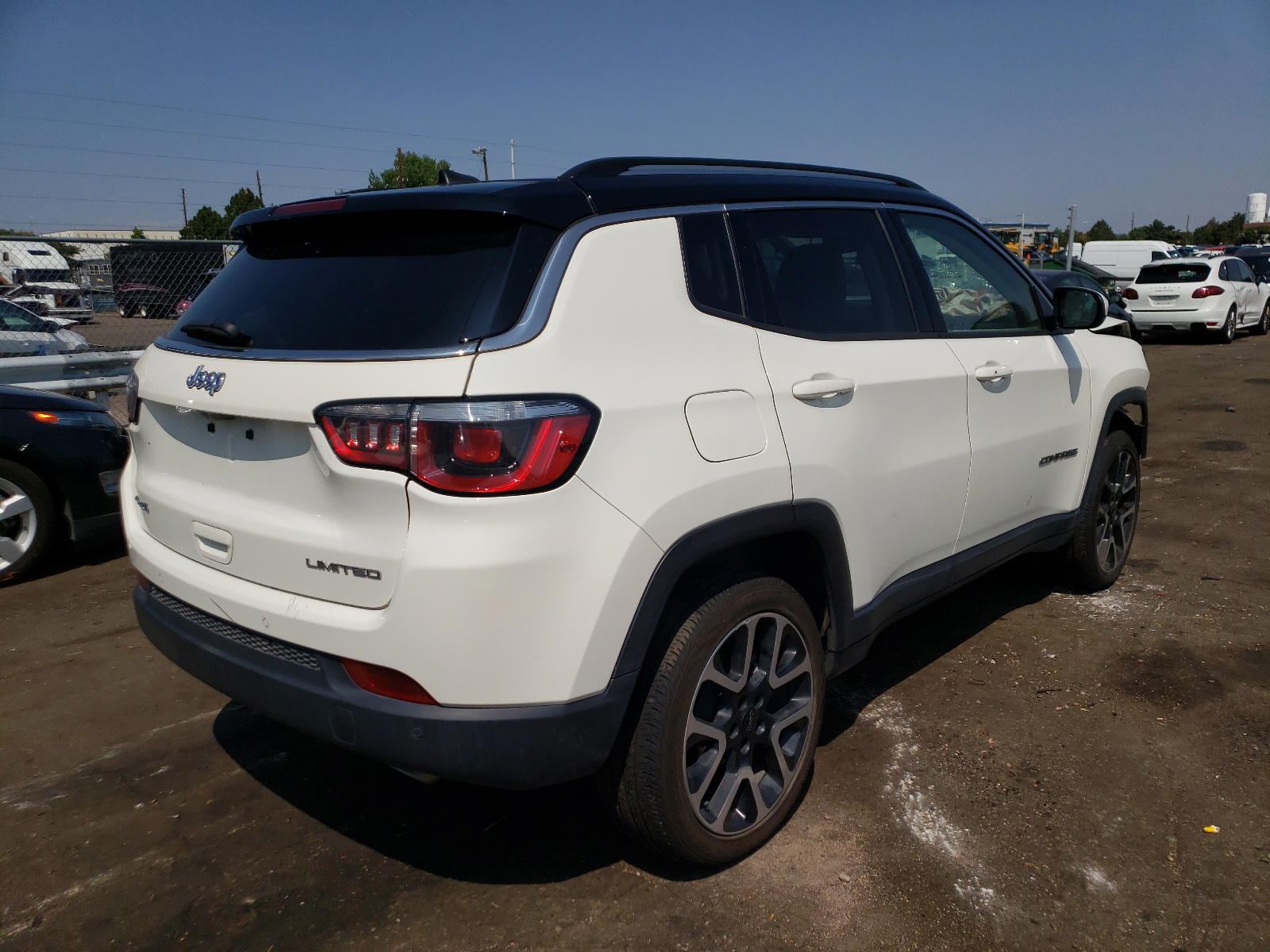 Photo 4 from auction – 2018 JEEP COMPASS LI with VIN 3C4NJDCB1JT169052
