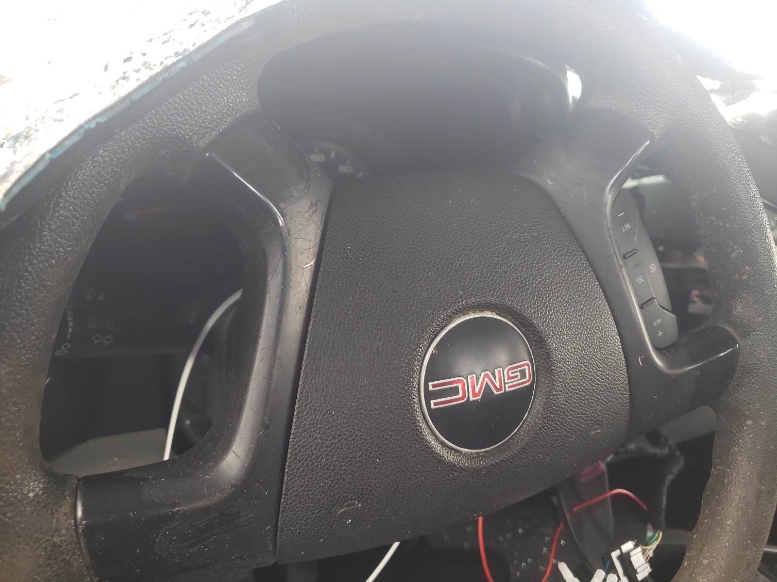 Photo 8 from auction – 2009 GMC SIERRA C15 with VIN 3GTEC13CX9G106103
