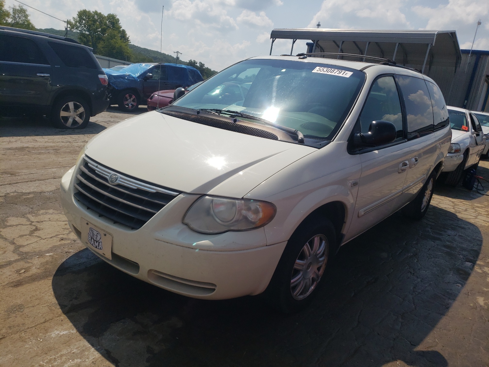 Photo 2 from auction – 2007 CHRYSLER TOWN & COU with VIN 2A4GP54L87R192483