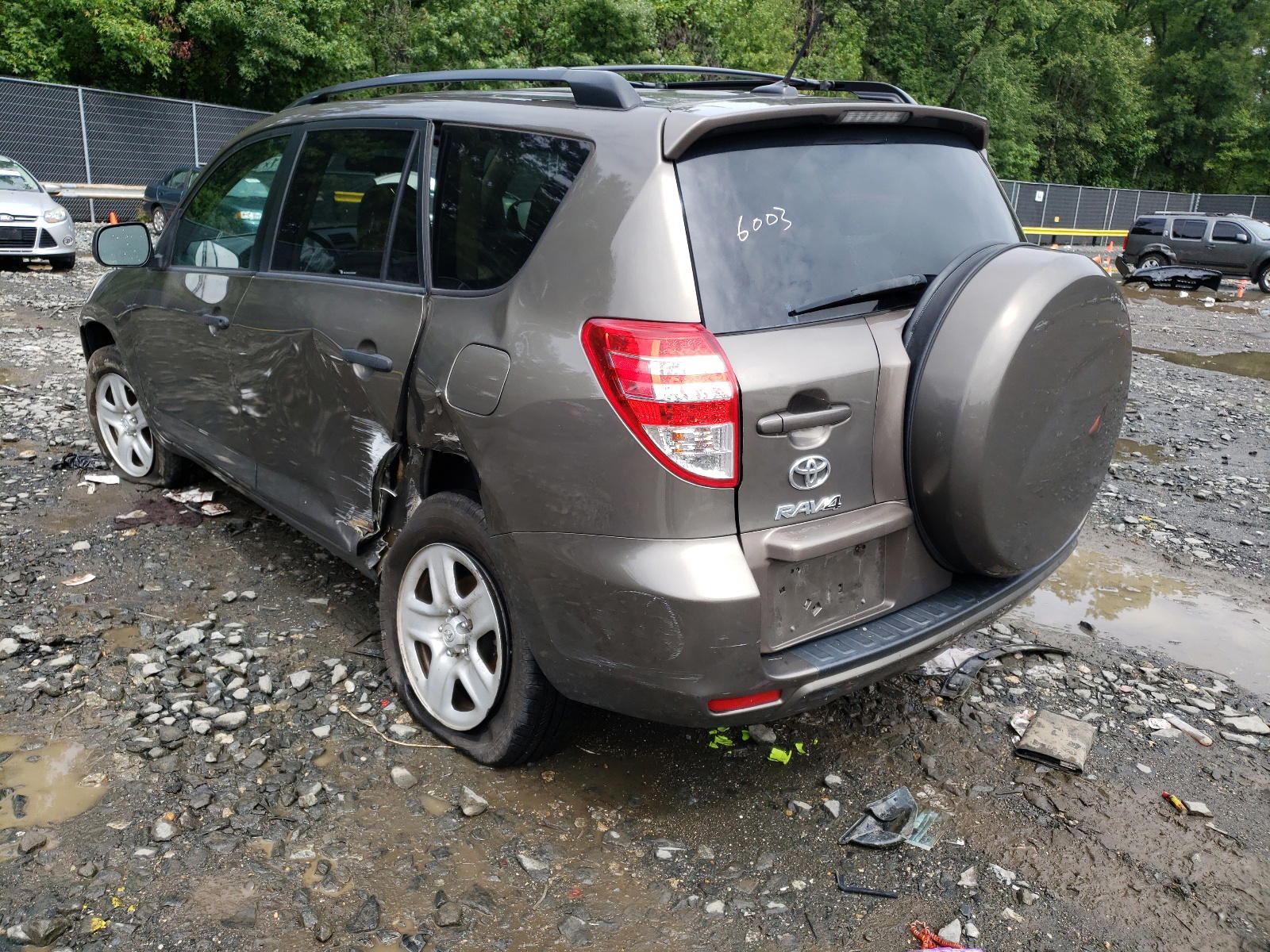 Photo 3 from auction – 2012 TOYOTA RAV4 with VIN 2T3ZF4DV6CW115558