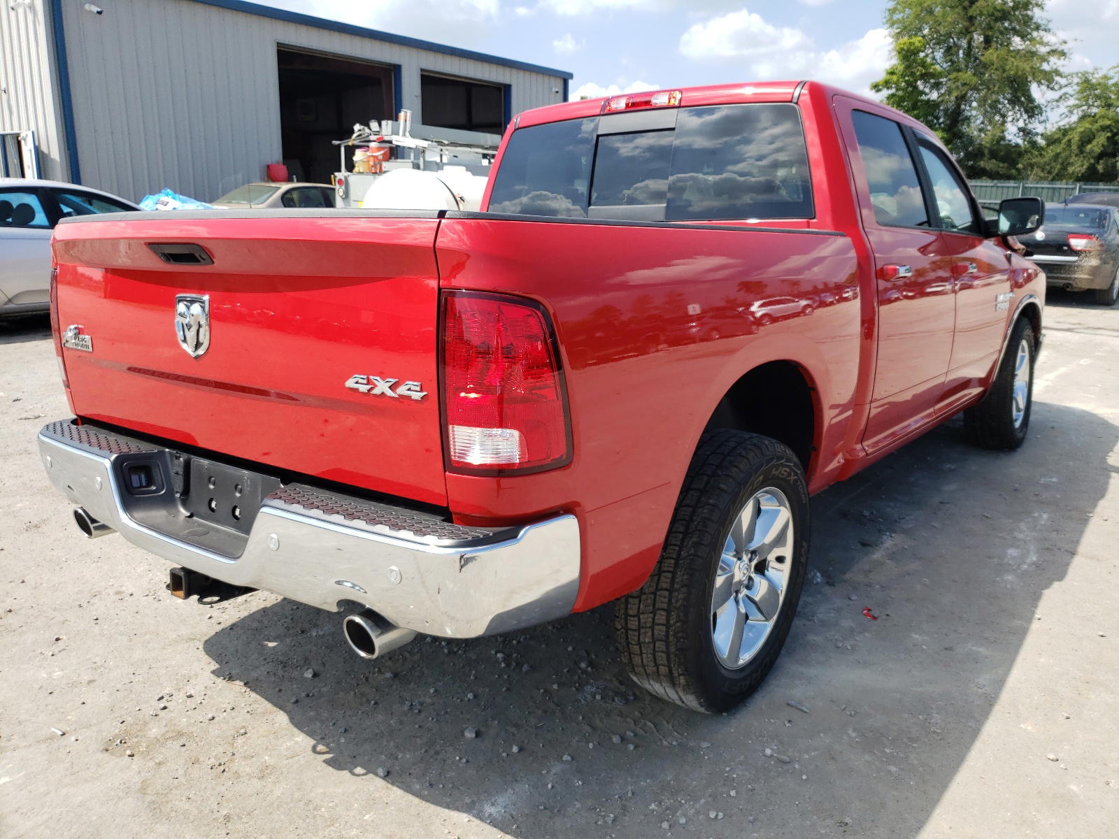 Photo 4 from auction – 2018 RAM 1500 SLT with VIN 3C6RR7LT2JG130880