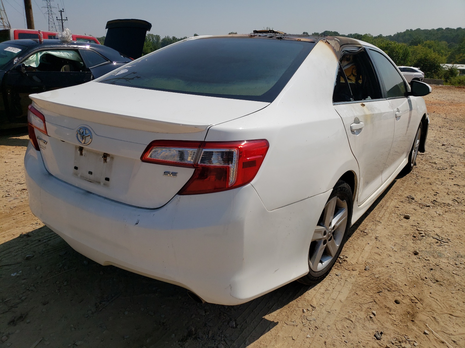 Photo 4 from auction – 2014 TOYOTA CAMRY L with VIN 4T1BF1FK2EU839066