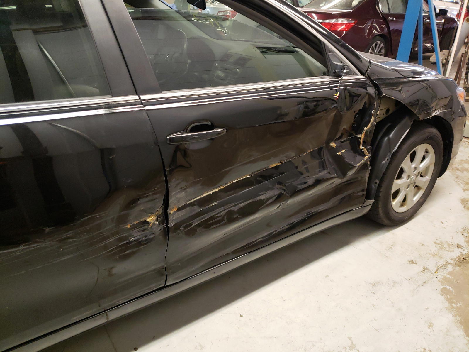 Photo 9 from auction – 2011 TOYOTA CAMRY BASE with VIN 4T4BF3EKXBR187196