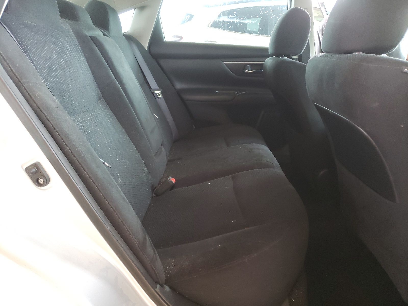 Photo 6 from auction – 2015 NISSAN ALTIMA 2.5 with VIN 1N4AL3AP8FC463705