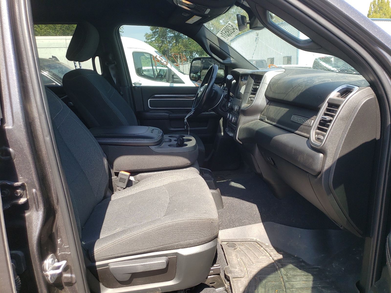 Photo 5 from auction – 2019 RAM 2500 BIG H with VIN 3C6UR5ML3KG535449