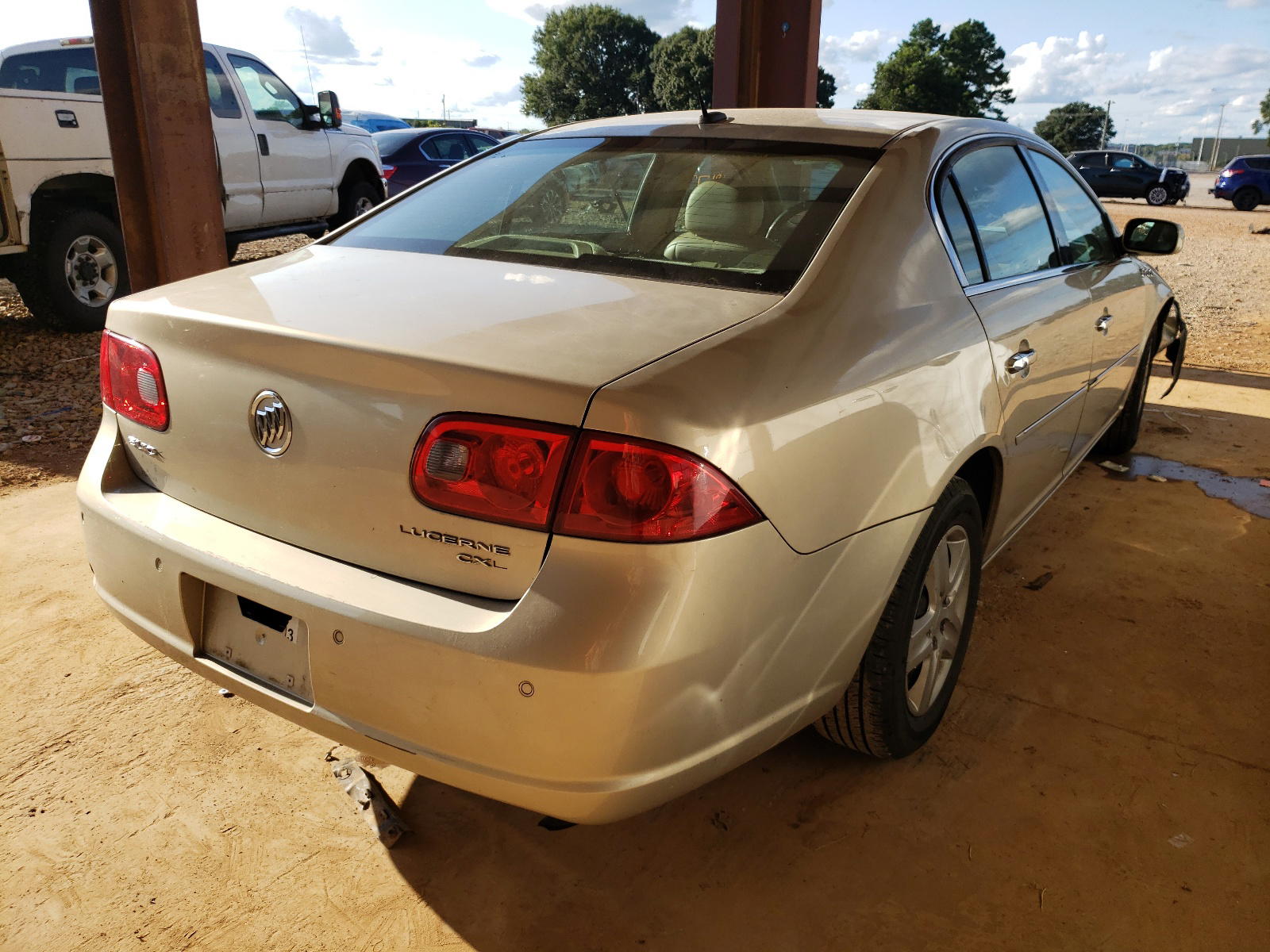 Photo 4 from auction – 2008 BUICK LUCERNE CX with VIN 1G4HD57238U180649