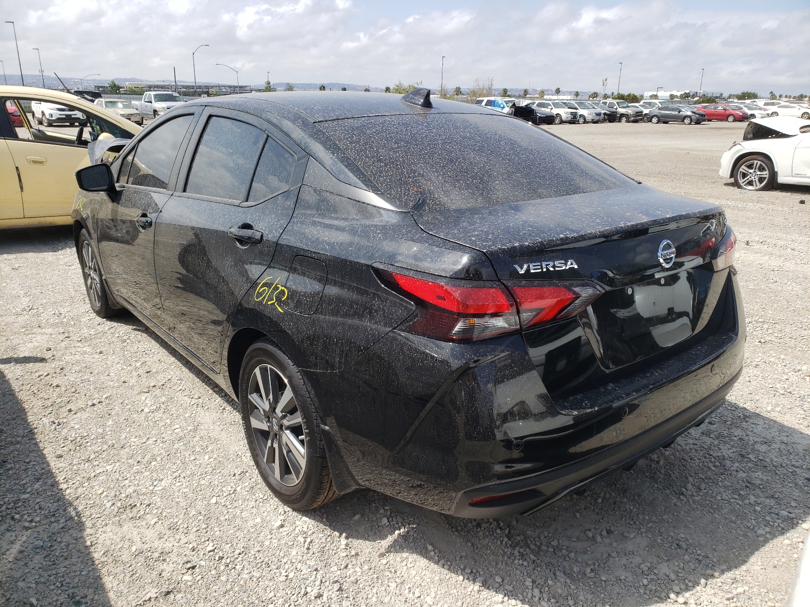 Photo 3 from auction – 2021 NISSAN VERSA SV with VIN 3N1CN8EV2ML837880