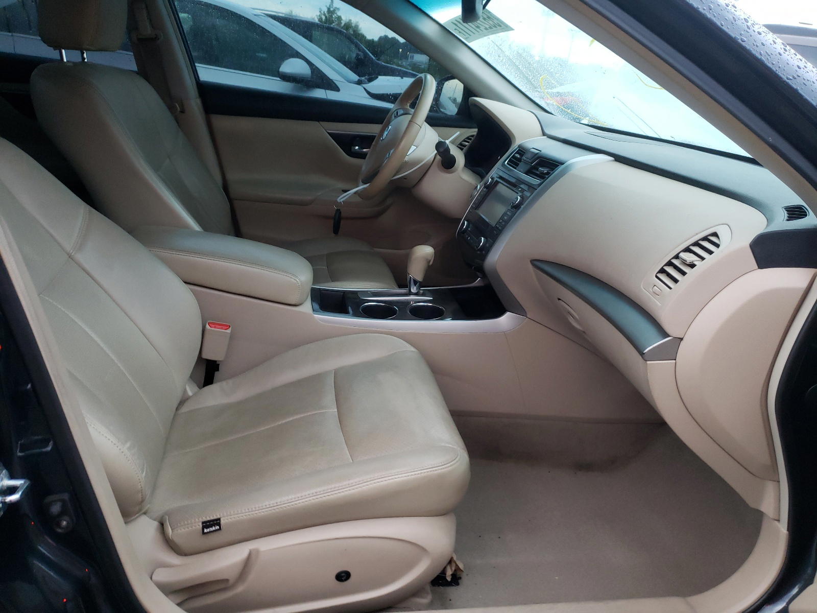 Photo 5 from auction – 2013 NISSAN ALTIMA 2.5 with VIN 1N4AL3AP9DC156458
