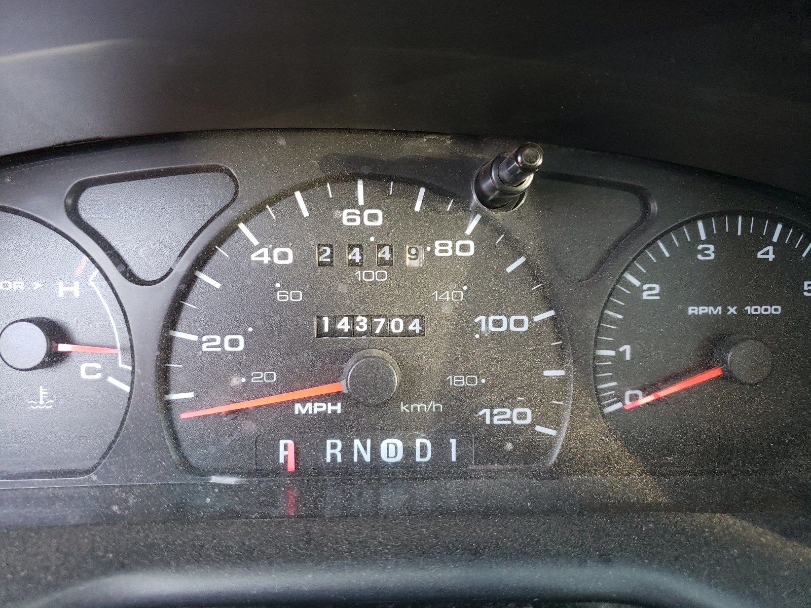 Photo 8 from auction – 2001 FORD TAURUS SES with VIN 1FAFP55U21G265998