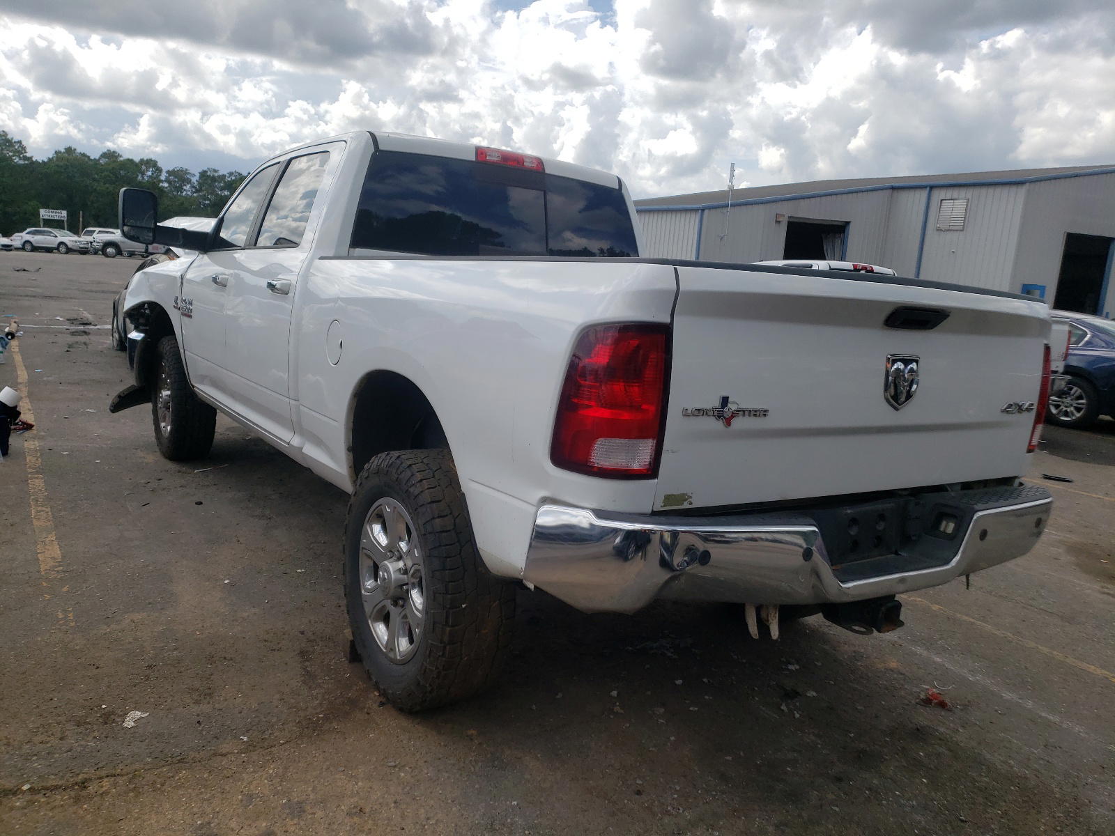 Photo 3 from auction – 2015 RAM 2500 SLT with VIN 3C6UR5DL2FG663302