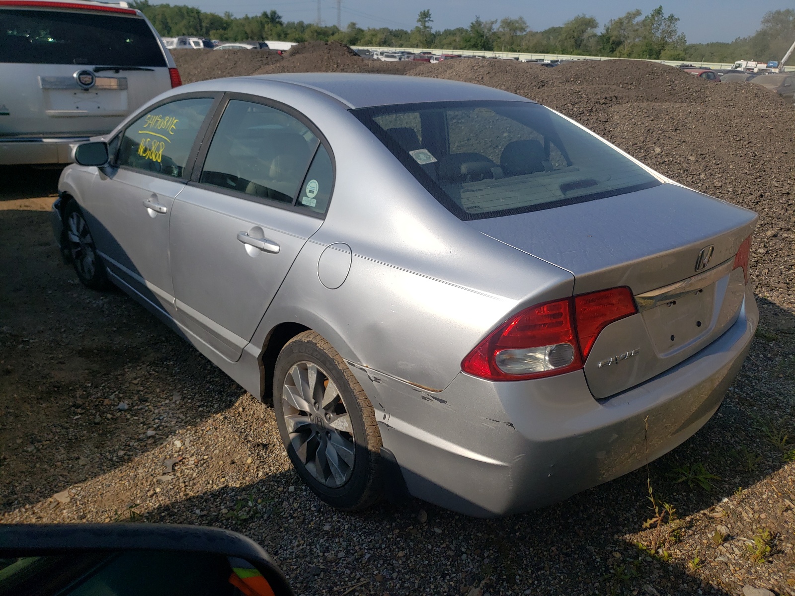 Photo 3 from auction – 2009 HONDA CIVIC EXL with VIN 19XFA16989E006328