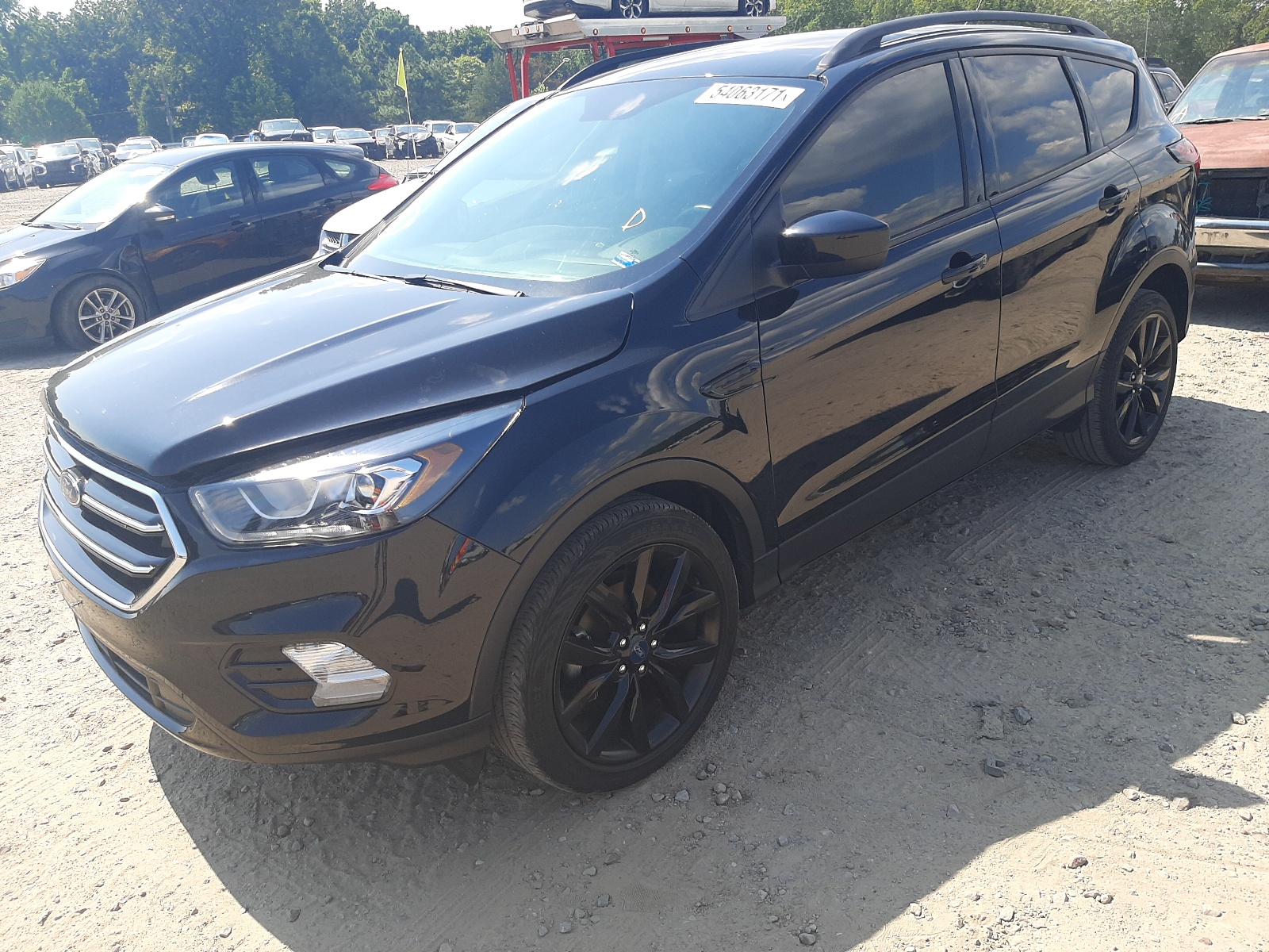 Photo 2 from auction – 2019 FORD ESCAPE SE with VIN 1FMCU0GD7KUB29466
