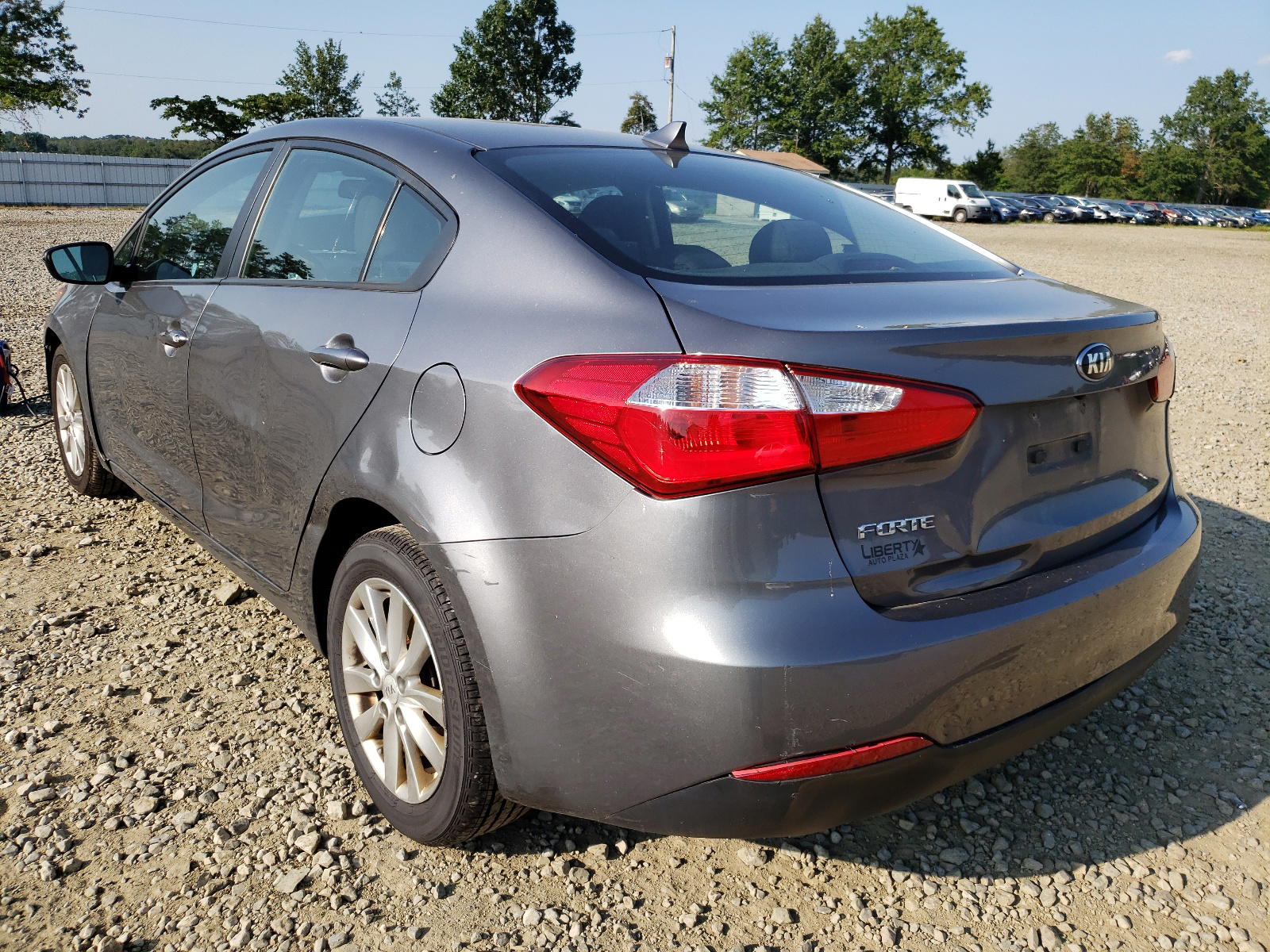 Photo 3 from auction – 2016 KIA FORTE LX with VIN KNAFX4A67G5477289