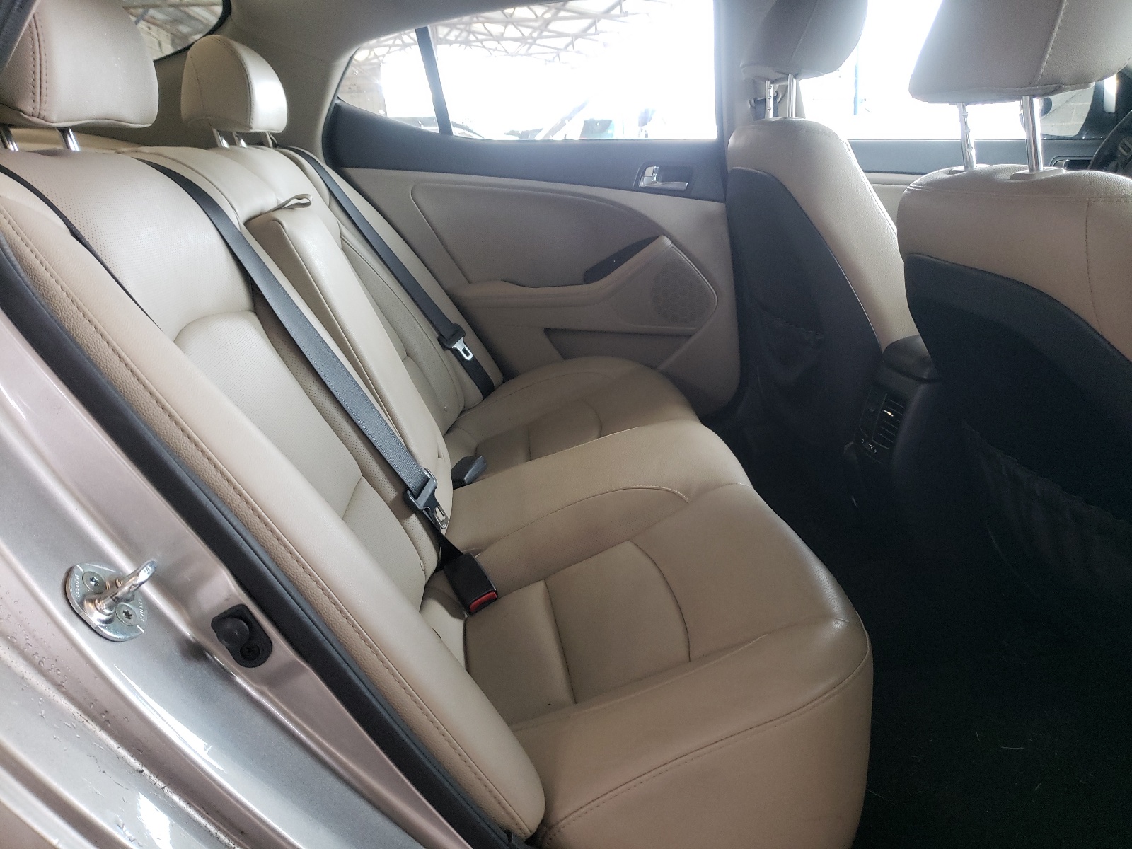 Zdjęcie 6 z aukcji – 2014 KIA OPTIMA EX z VIN 5XXGN4A76EG351309