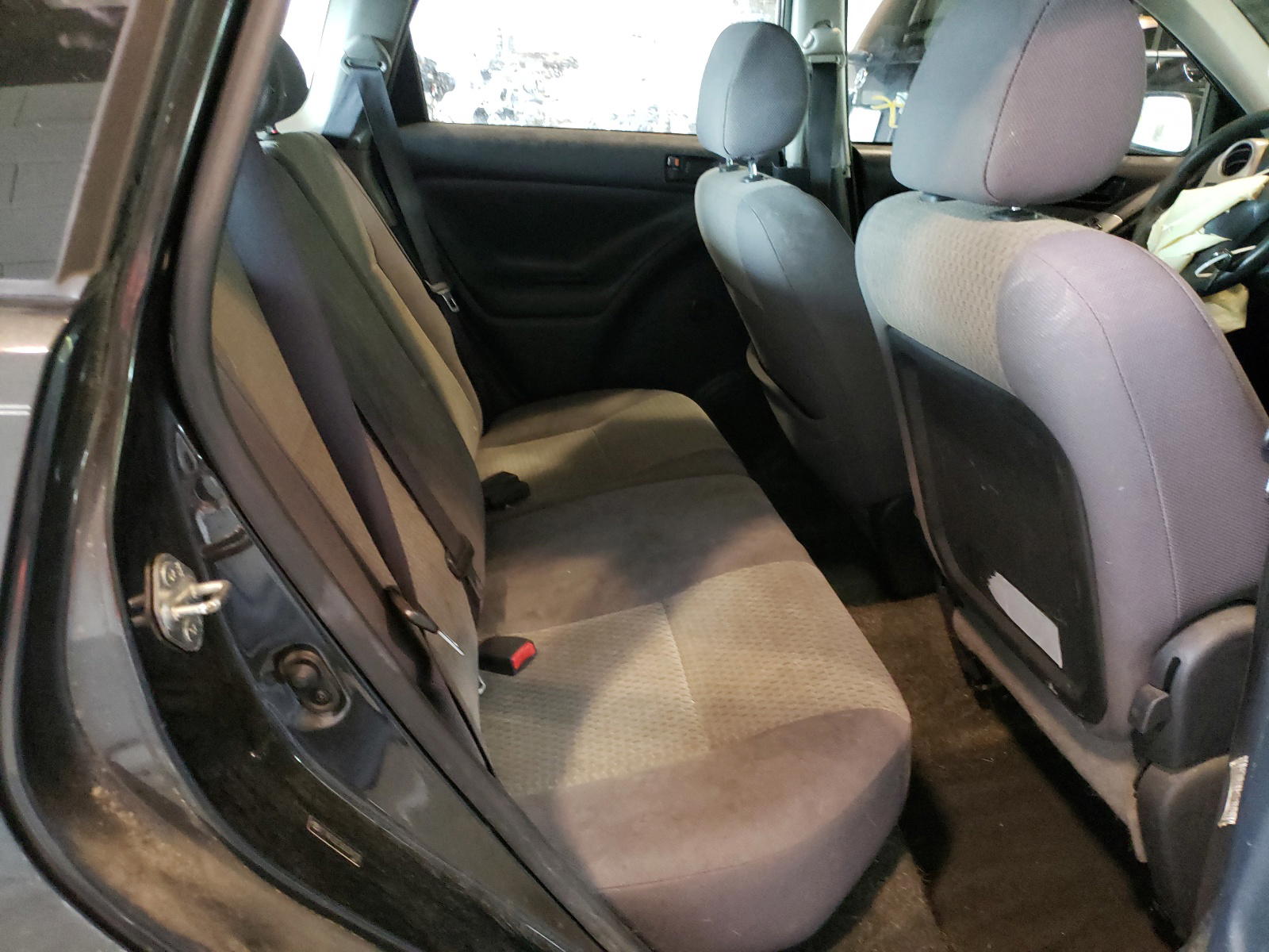 Photo 6 from auction – 2006 TOYOTA MATRIX with VIN 2T1KR32E56C604120