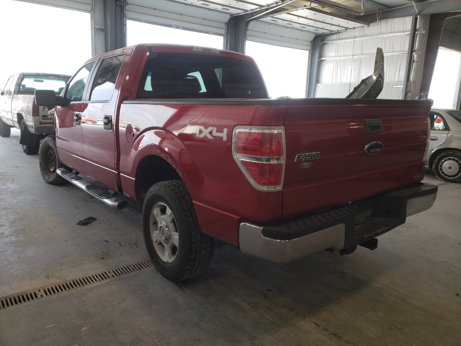 Photo 3 from auction – 2010 FORD F150 SUPER with VIN 1FTFW1EV9AFB48312