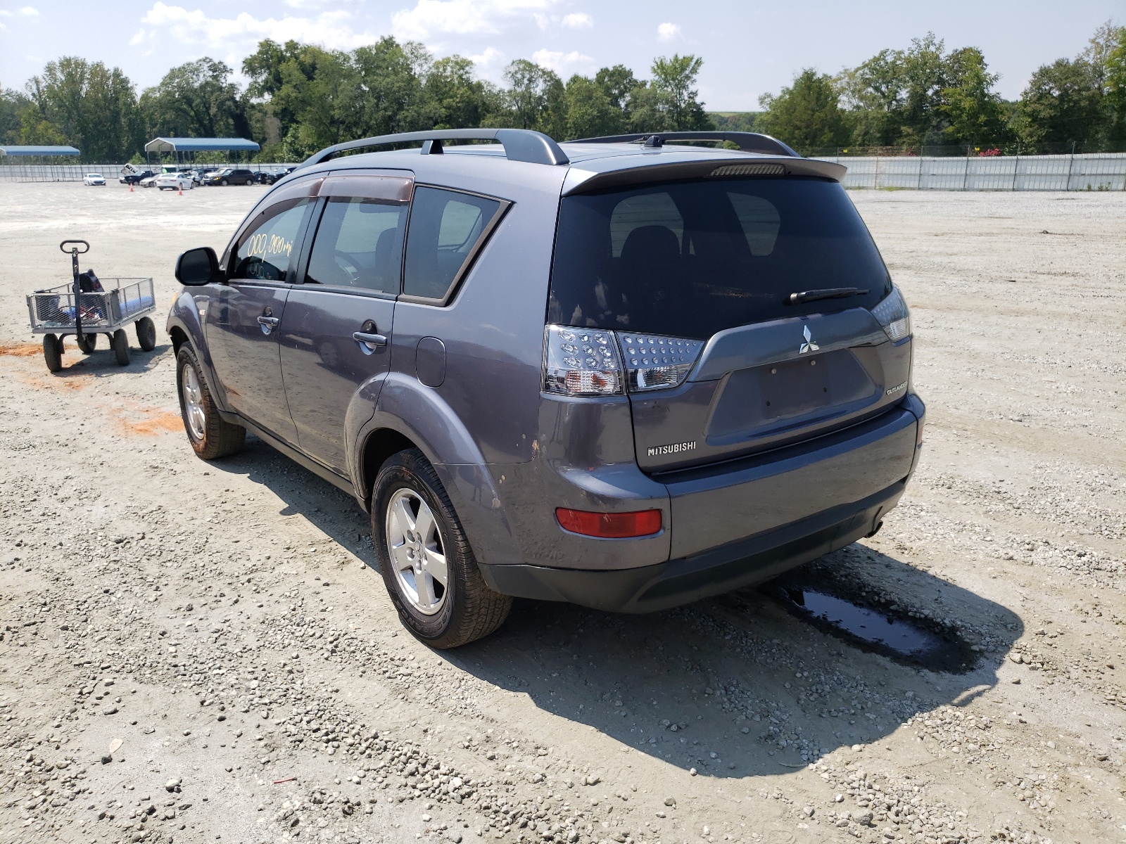 Photo 3 from auction – 2008 MITSUBISHI OUTLANDER with VIN JA4LS21W98Z007858