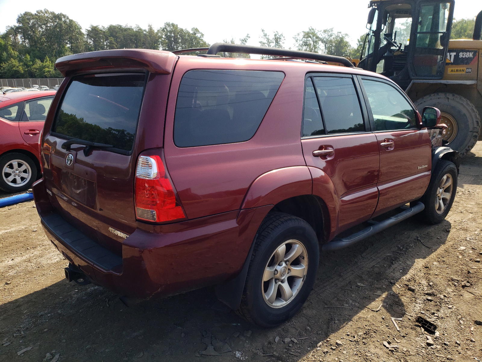 Photo 4 from auction – 2007 TOYOTA 4RUNNER SR with VIN JTEZU14RX78078402