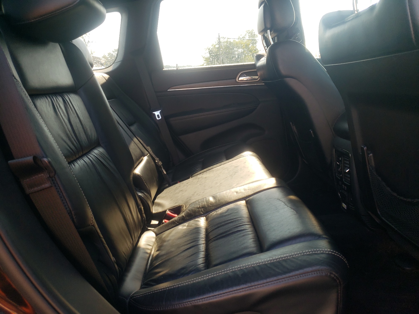 Photo 6 from auction – 2016 JEEP GRAND CHER with VIN 1C4RJFBG7GC350770