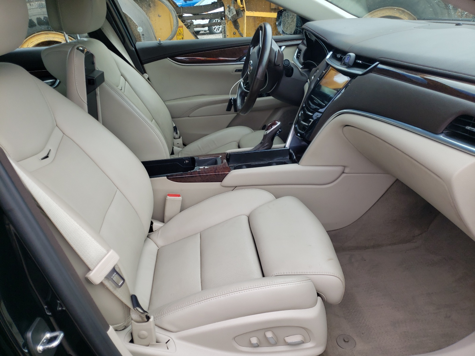 Photo 5 from auction – 2014 CADILLAC XTS LUXURY with VIN 2G61M5S3XE9163543