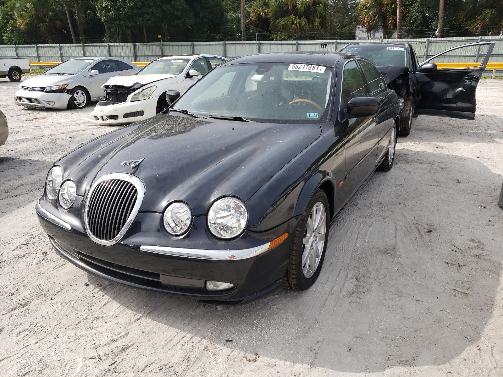 Photo 2 from auction – 2000 JAGUAR S-TYPE with VIN SAJDA01C0YFL76294