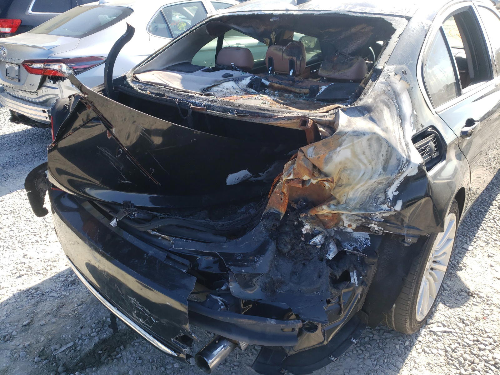 Photo 9 from auction – 2013 BMW 335 I with VIN WBA3A9G56DNP37063