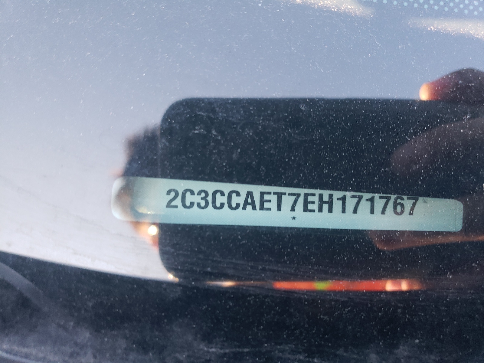 Фото 10 с аукциона – 2014 CHRYSLER 300C с VIN 2C3CCAET7EH171767