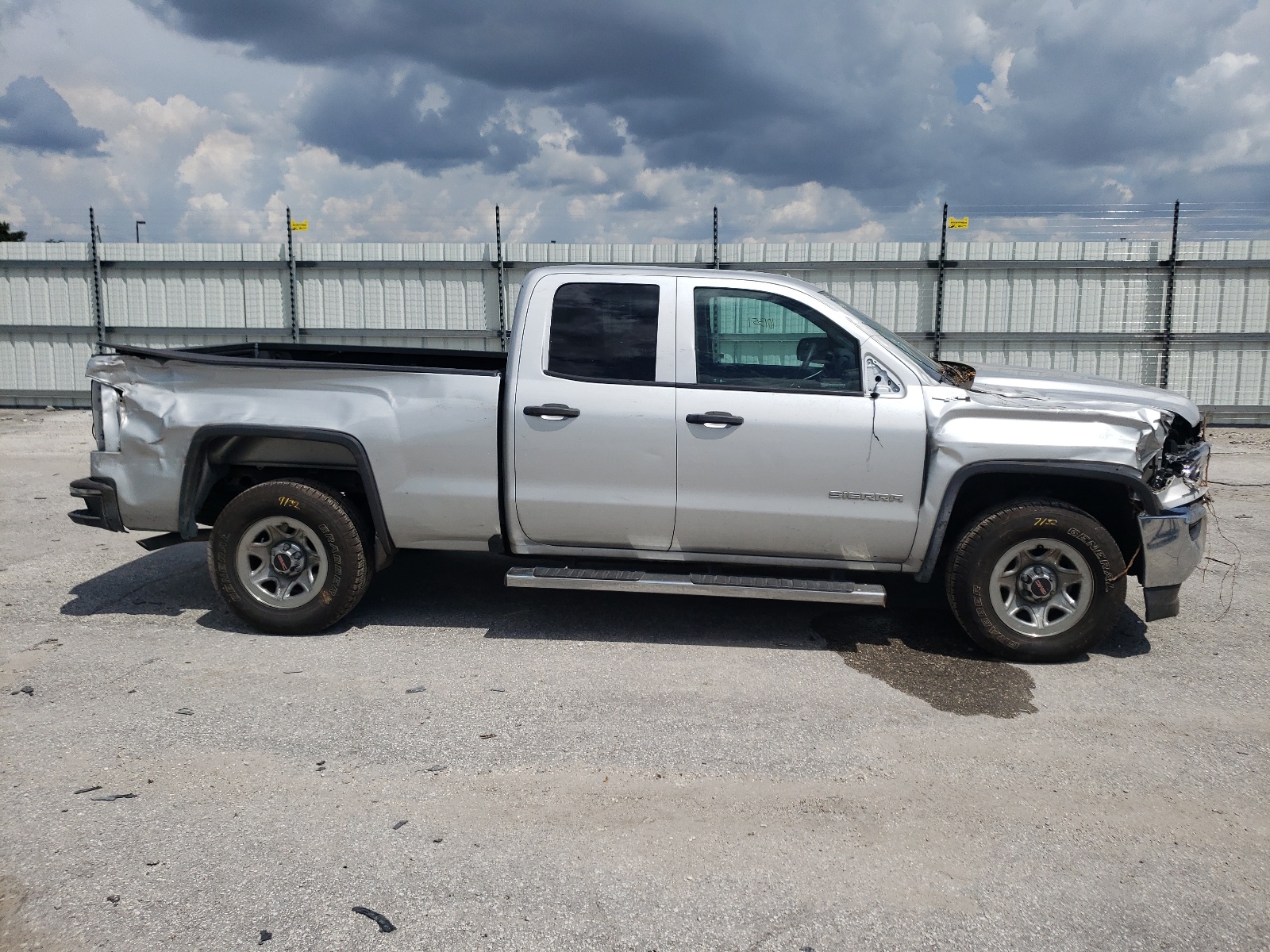 Photo 9 from auction – 2017 GMC SIERRA K15 with VIN 1GTV2LEC8HZ374951