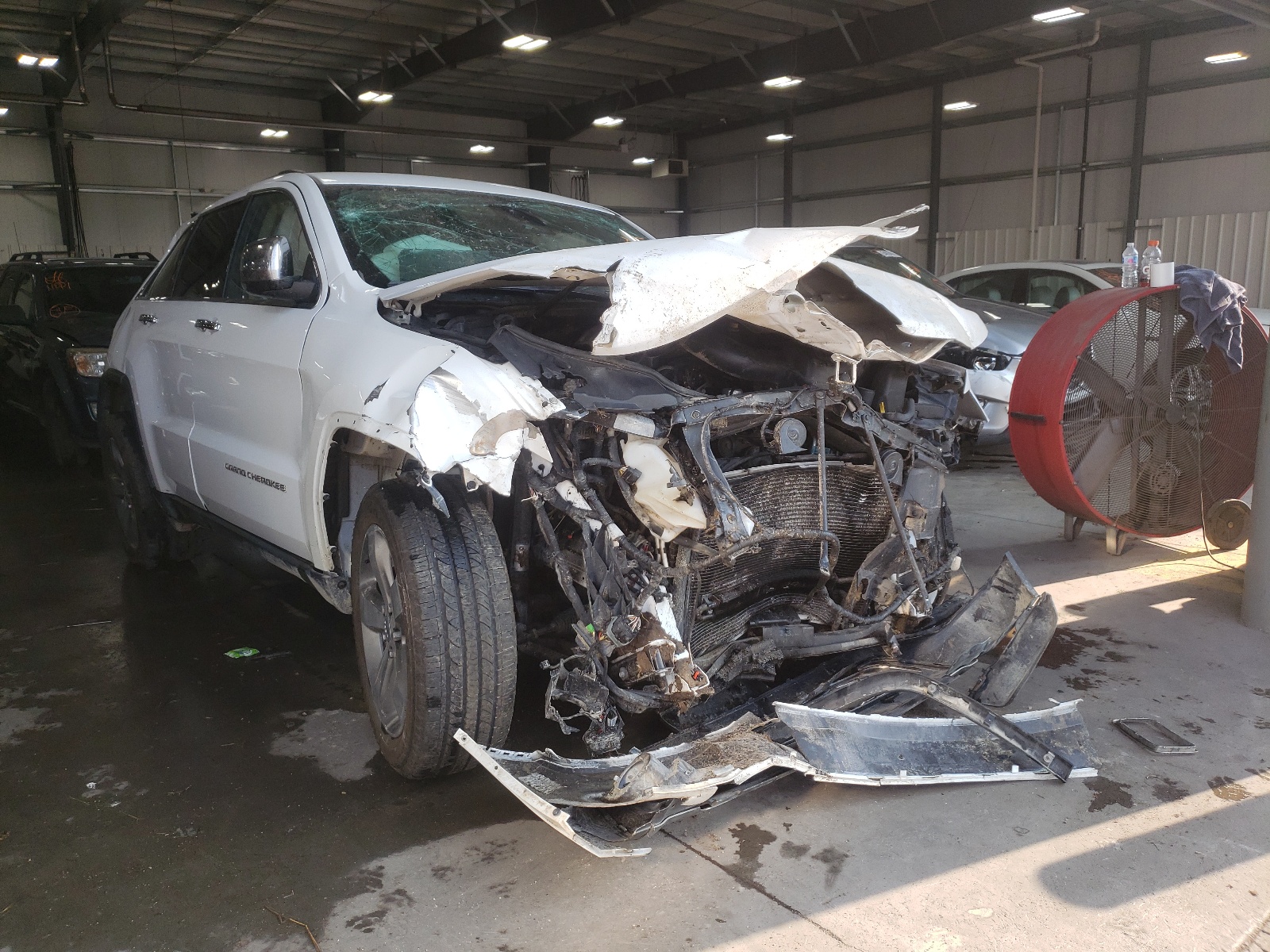 Photo 1 from auction – 2014 JEEP GRAND CHER with VIN 1C4RJFBGXEC264933