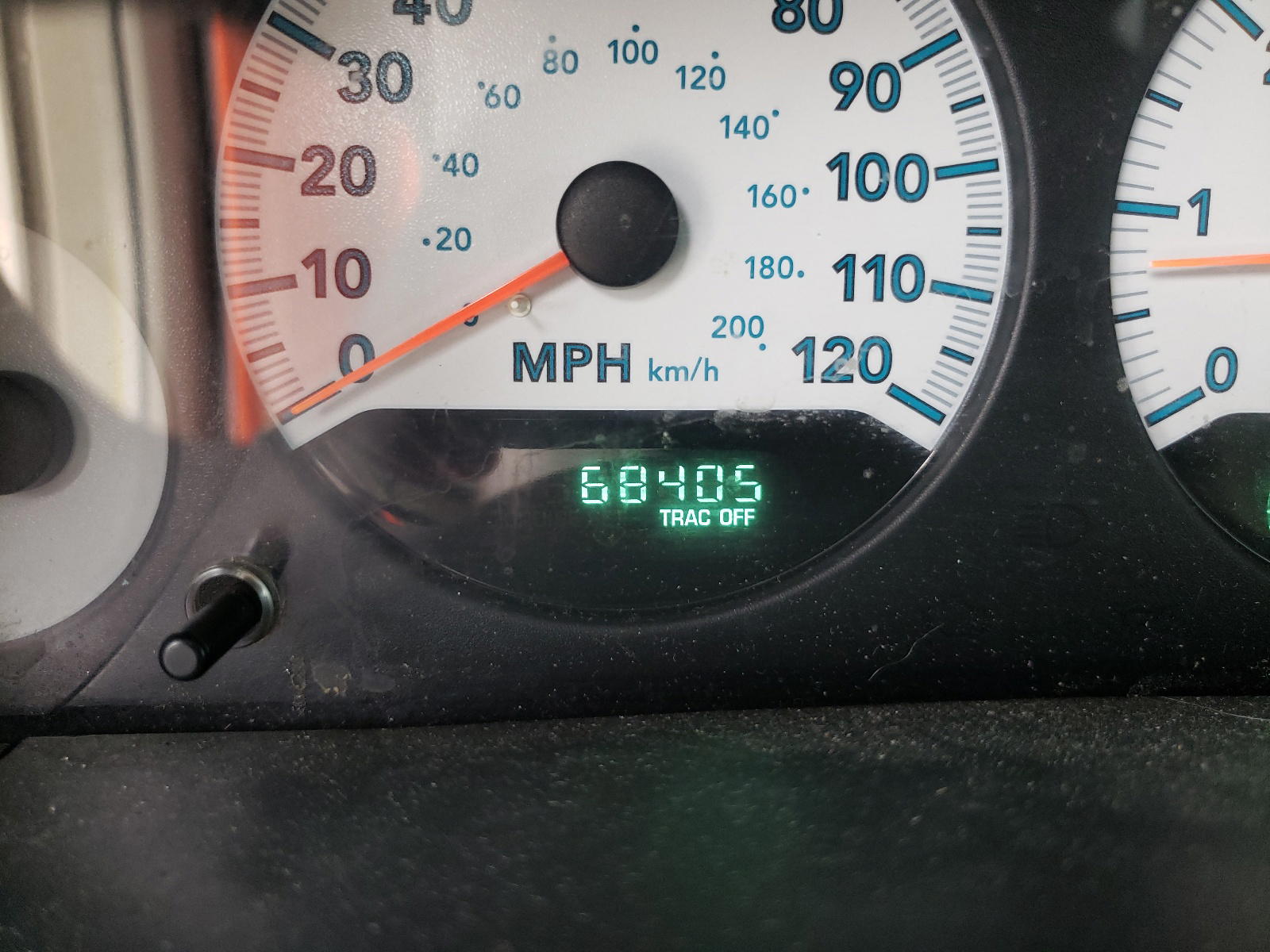 Photo 8 from auction – 2006 DODGE CALIBER with VIN 2D4GP44L36R802629
