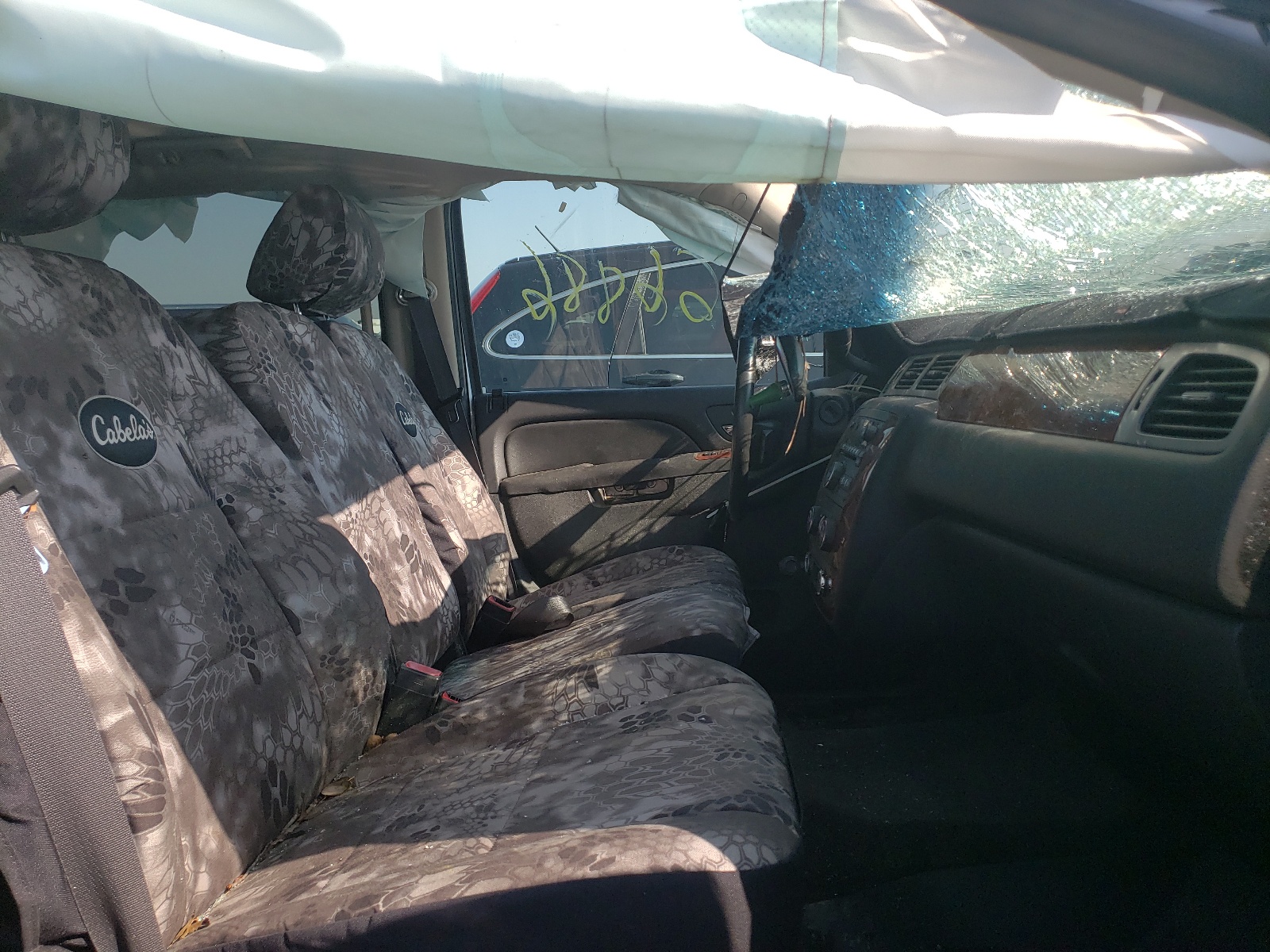 Zdjęcie 5 z aukcji – 2011 CHEVROLET SUBURBAN K z VIN 1GNWKLEG5BR366554