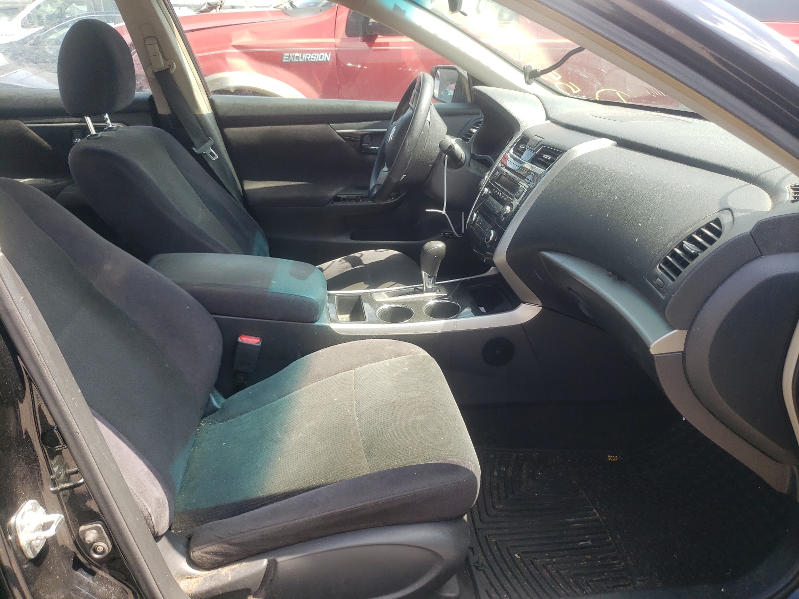 Photo 5 from auction – 2013 NISSAN ALTIMA 2.5 with VIN 1N4AL3AP0DC160589