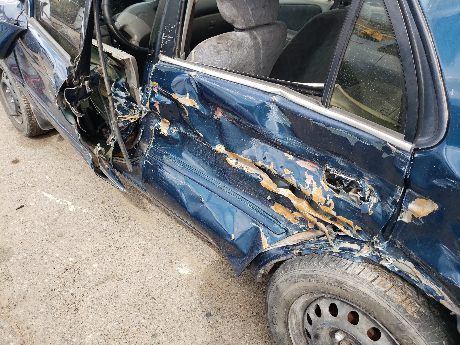 Photo 9 from auction – 1999 TOYOTA COROLLA VE with VIN 2T1BR18E5XC248362