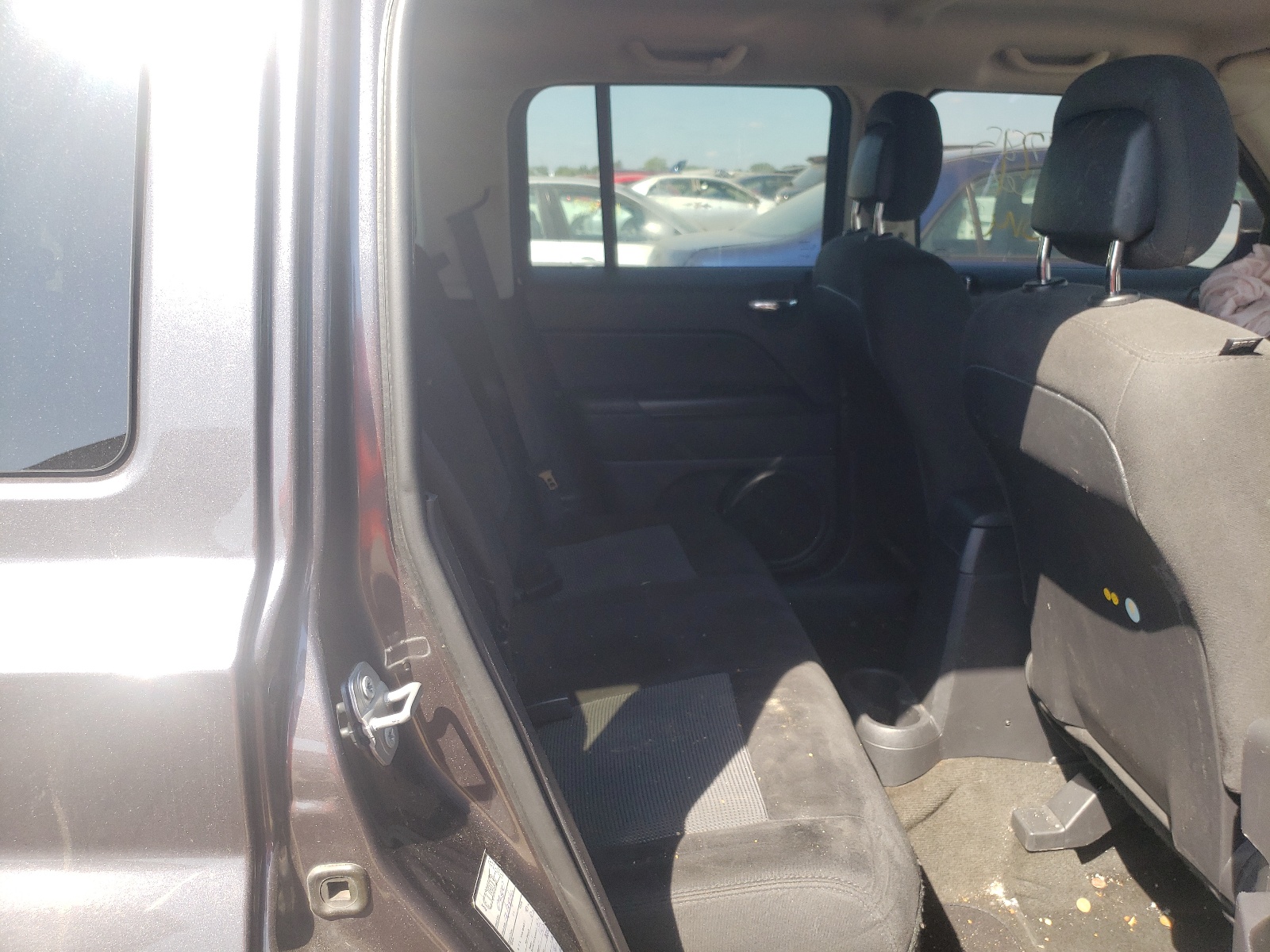 Photo 6 from auction – 2017 JEEP PATRIOT LA with VIN 1C4NJPFBXHD183691
