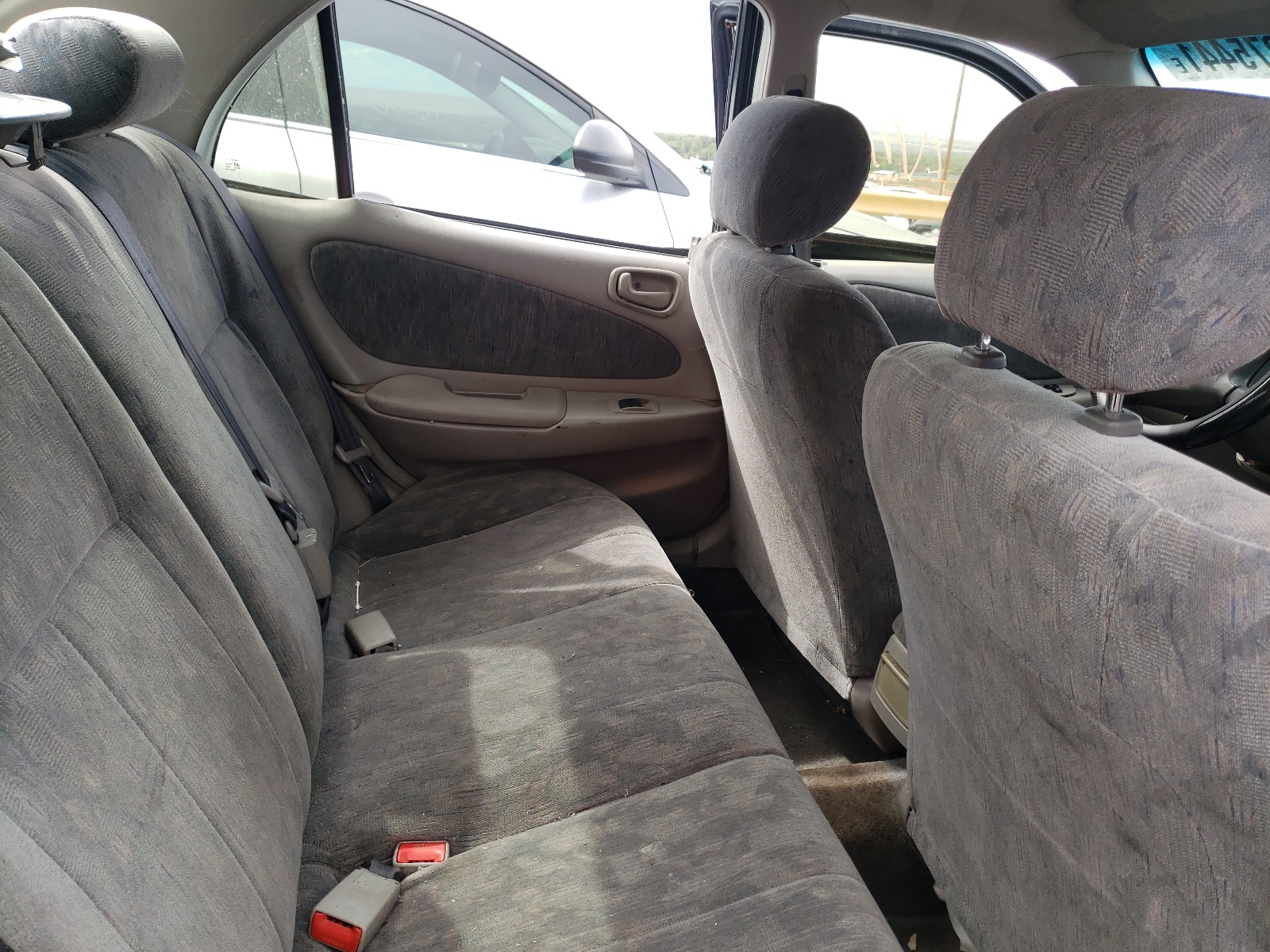 Photo 6 from auction – 1999 TOYOTA COROLLA VE with VIN 2T1BR18E5XC248362