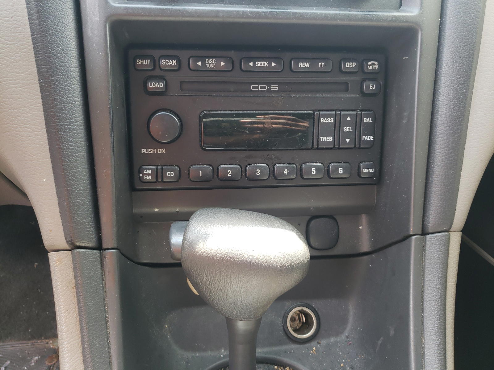 Photo 9 from auction – 2003 FORD MUSTANG with VIN 1FAFP40413F305370