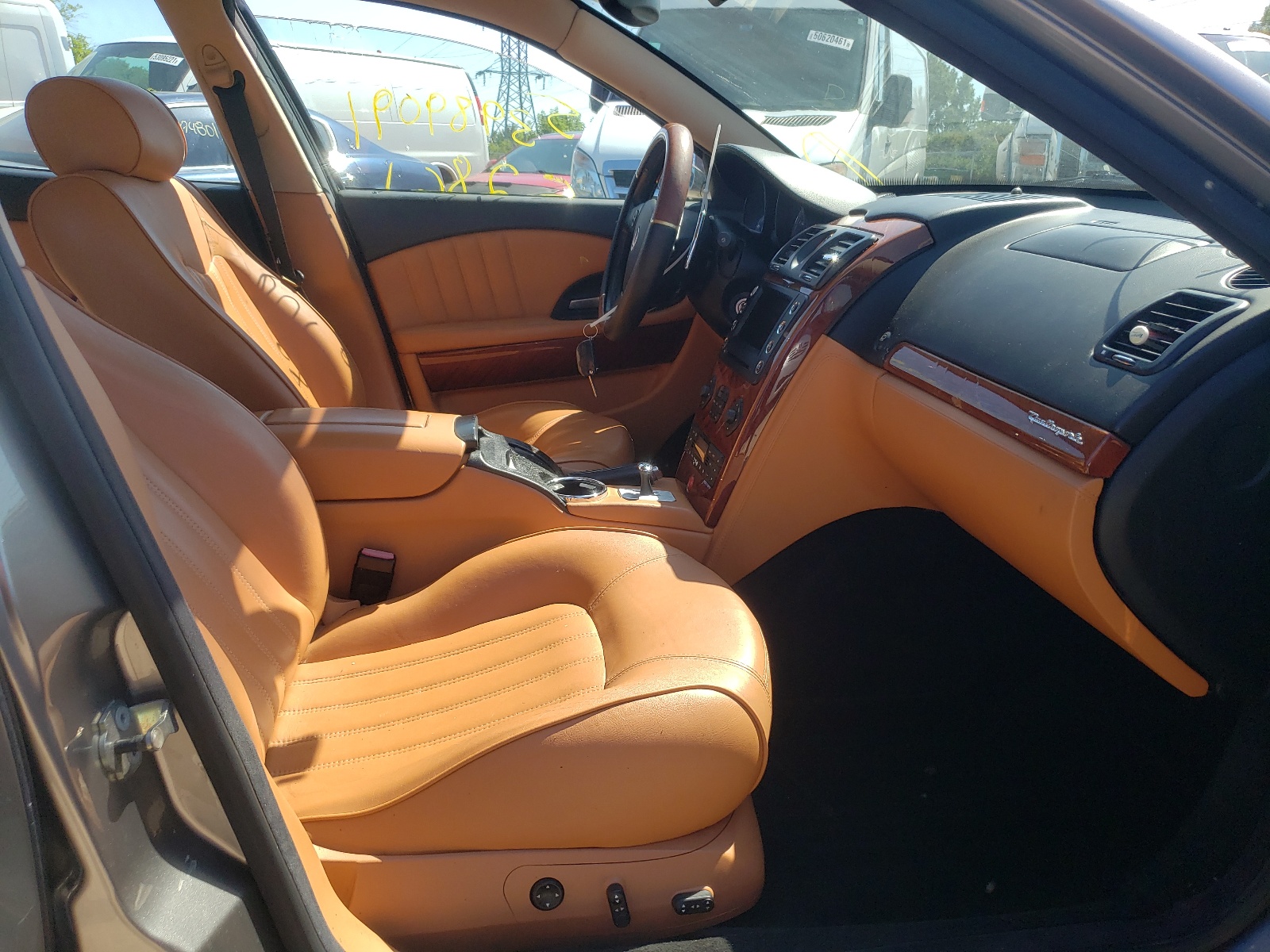 Photo 5 from auction – 2005 MASERATI QUATTROPOR with VIN ZAMCE39A050017900