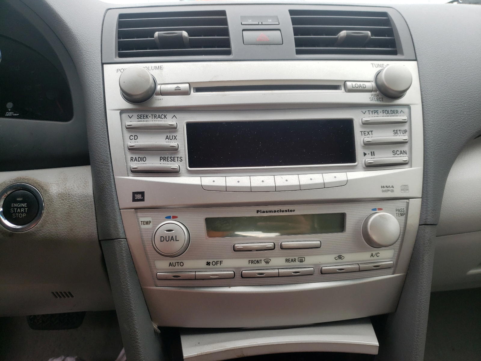 Photo 9 from auction – 2011 TOYOTA CAMRY BASE with VIN 4T4BF3EK2BR101122