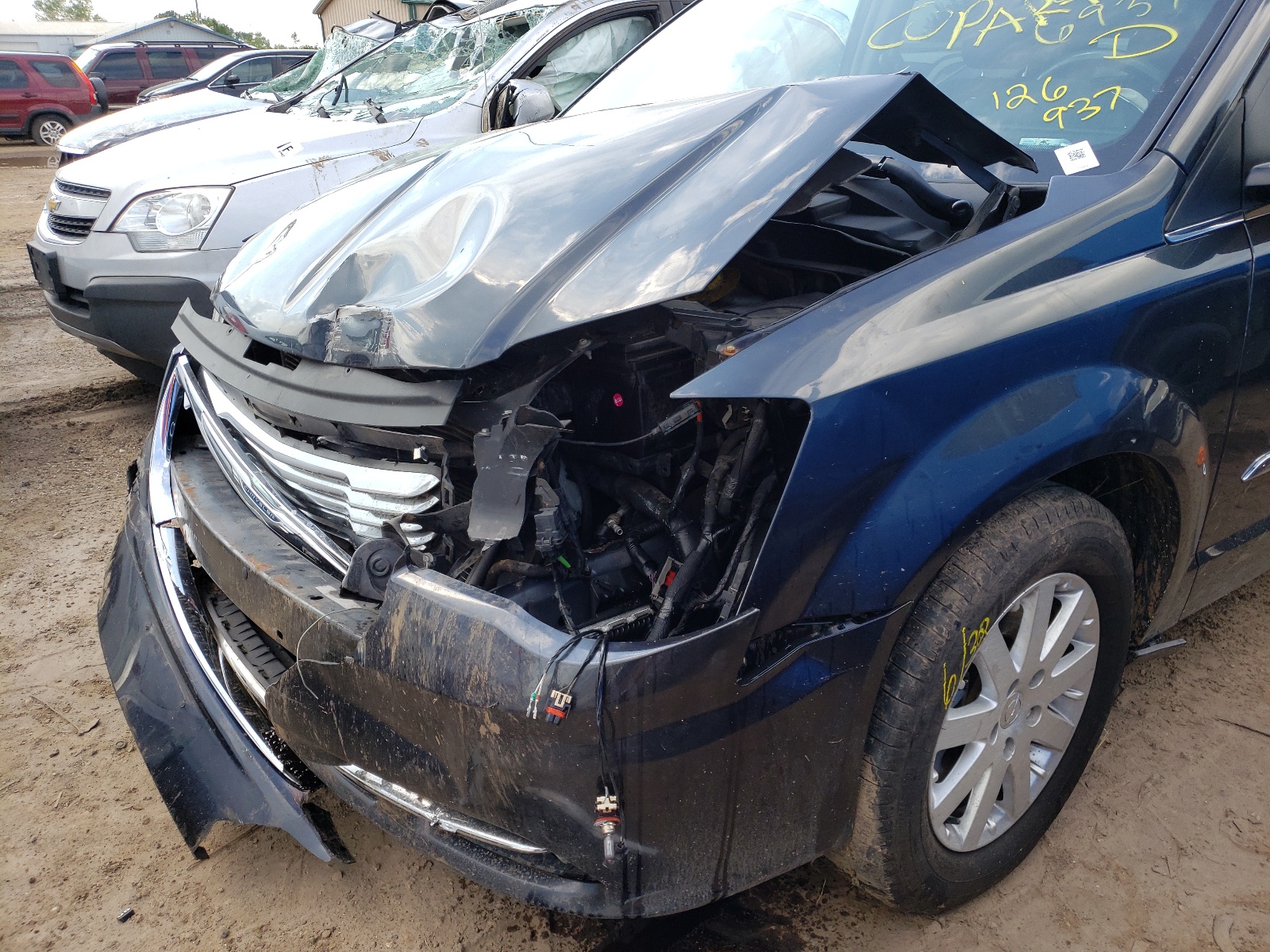 Photo 9 from auction – 2014 CHRYSLER TOWN & COU with VIN 2C4RC1BG2ER126937