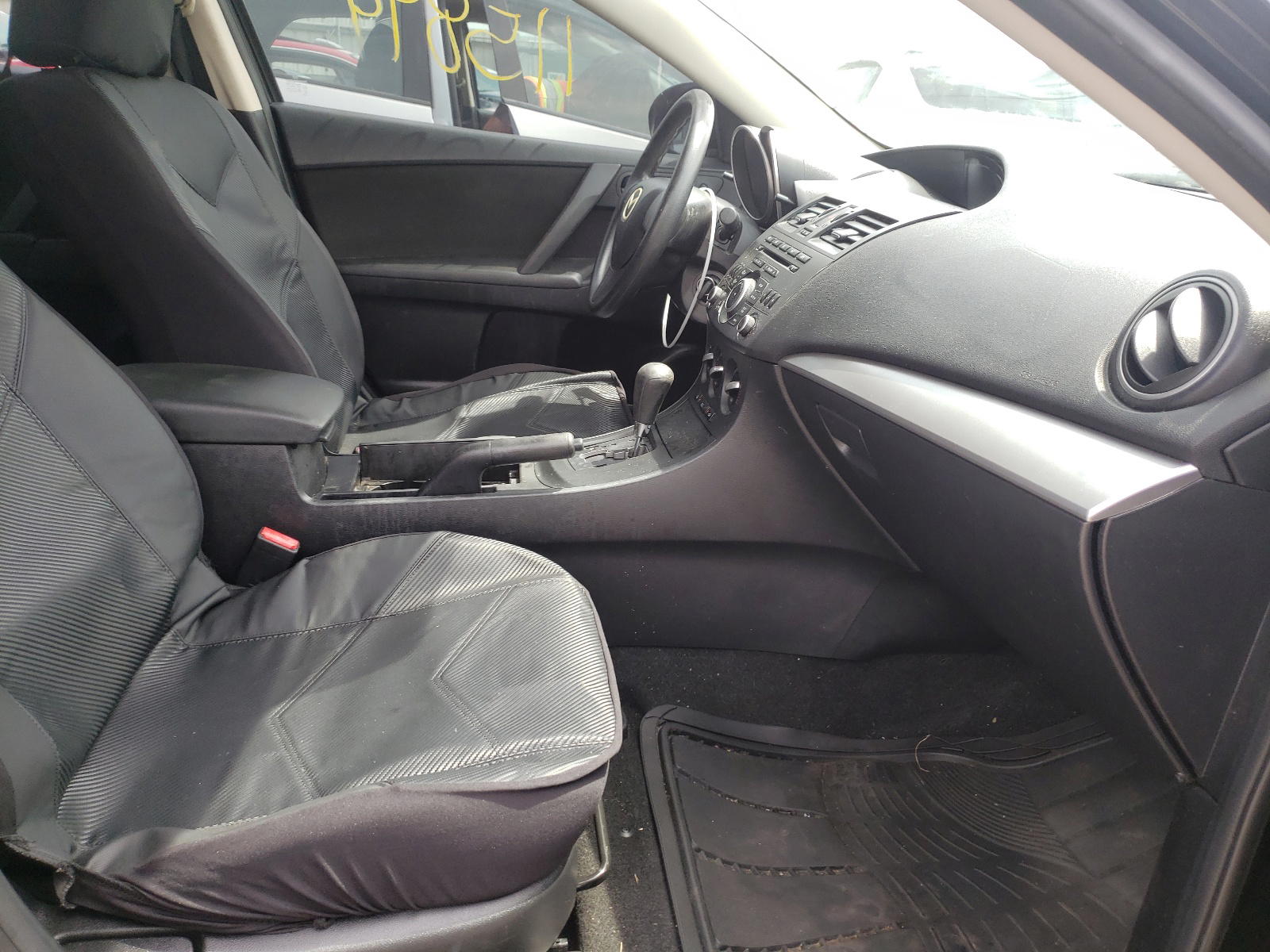 Photo 5 from auction – 2012 MAZDA 3 I with VIN JM1BL1UF4C1592151